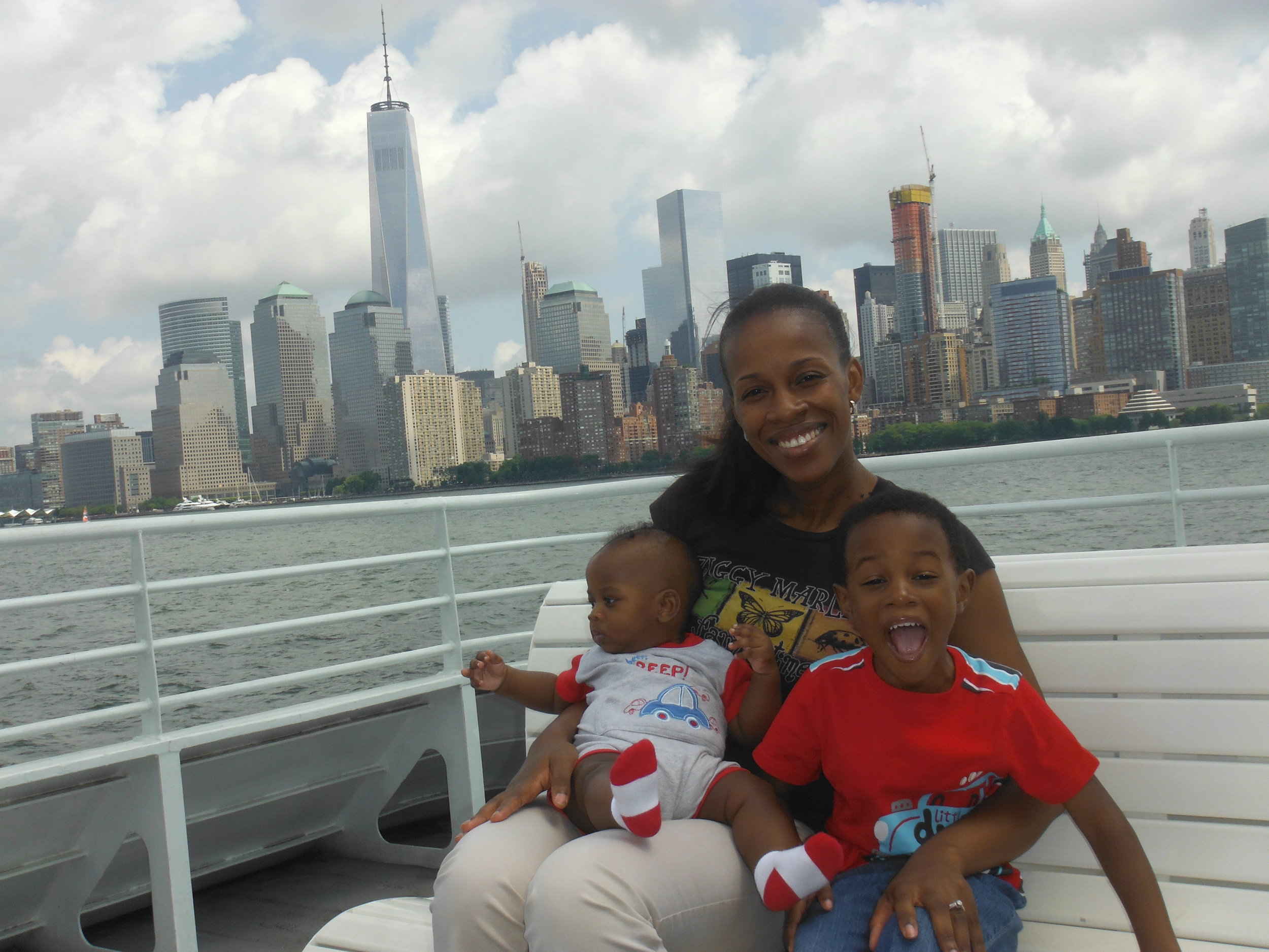 Quick Cruise Around The Statue of Liberty 2015