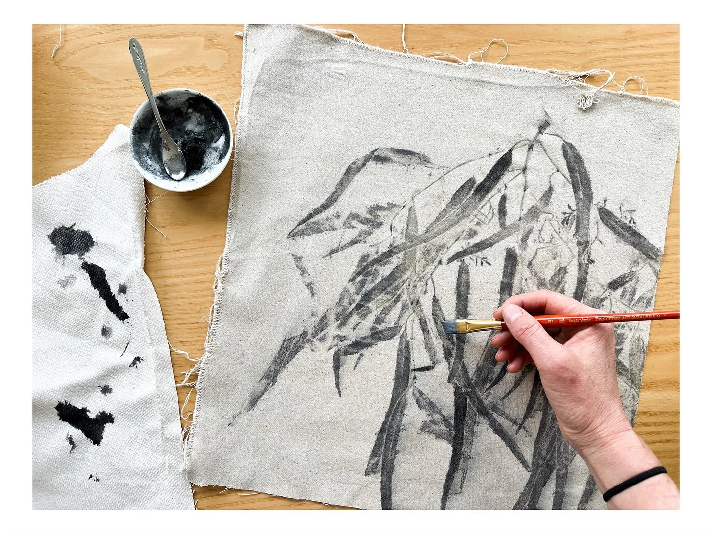 Some in-progress pics from my final piece (y&rsquo;know, the &lsquo;I neeeeeed to make one last piece&rsquo; even though I don&rsquo;t strictly need to 😝) for &lsquo;stitched realities&rsquo; with @_natalieholland_ opening THIS WEDNESDAY 5:30 @space