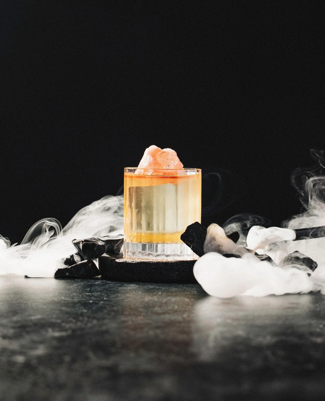 Meet the Lunar Goddess, made with Contraluz Cristalino, Nixta Elote Licor, ﬁg, and ginger, milk-washed to clarity and topped with cherry granita. One of our lunar-inspired cocktails in our D&iacute;a de los Muertos
Sacred Moon collection, available n