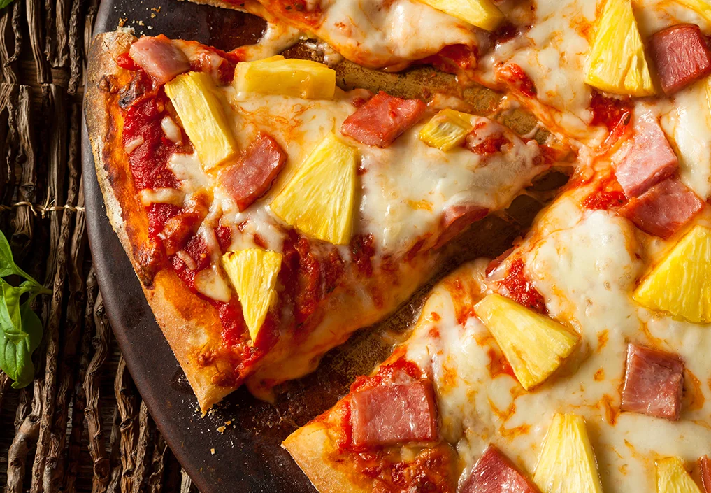 pineappleonpizza.jpg
