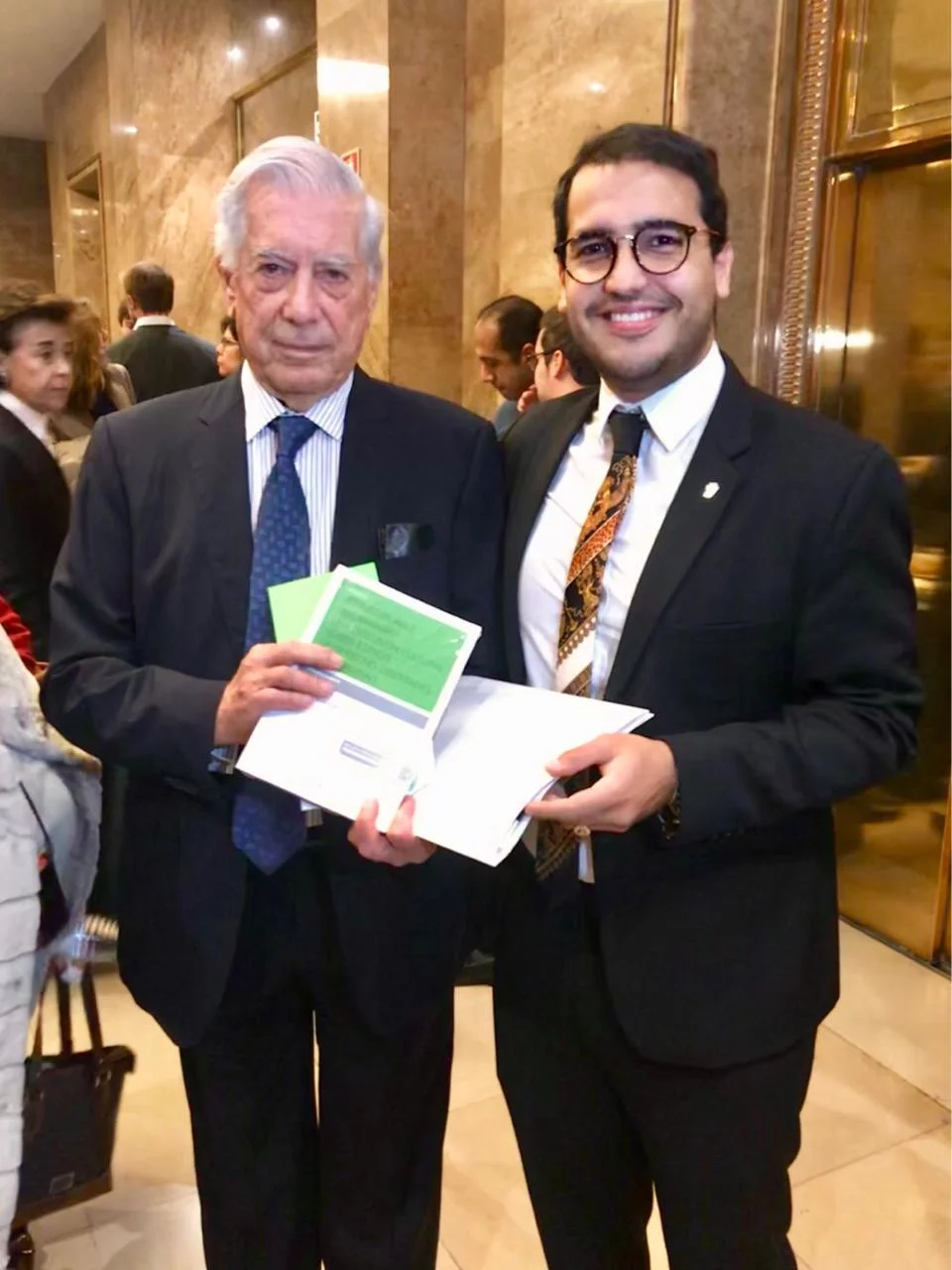 Mario-Vargas Llosa-Herman-Duarte