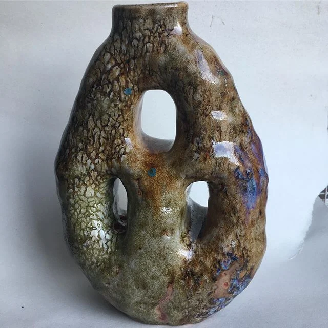A coil vessel! Lots of building and glaze experimentation on this one. I&rsquo;m really into the texture on the inside (not ideal for practical vessel purposes, put I like running my finger over it. .
.
.
.
.
.
.
.
.
.
.
.
.
.
#handbuilding #handbuil