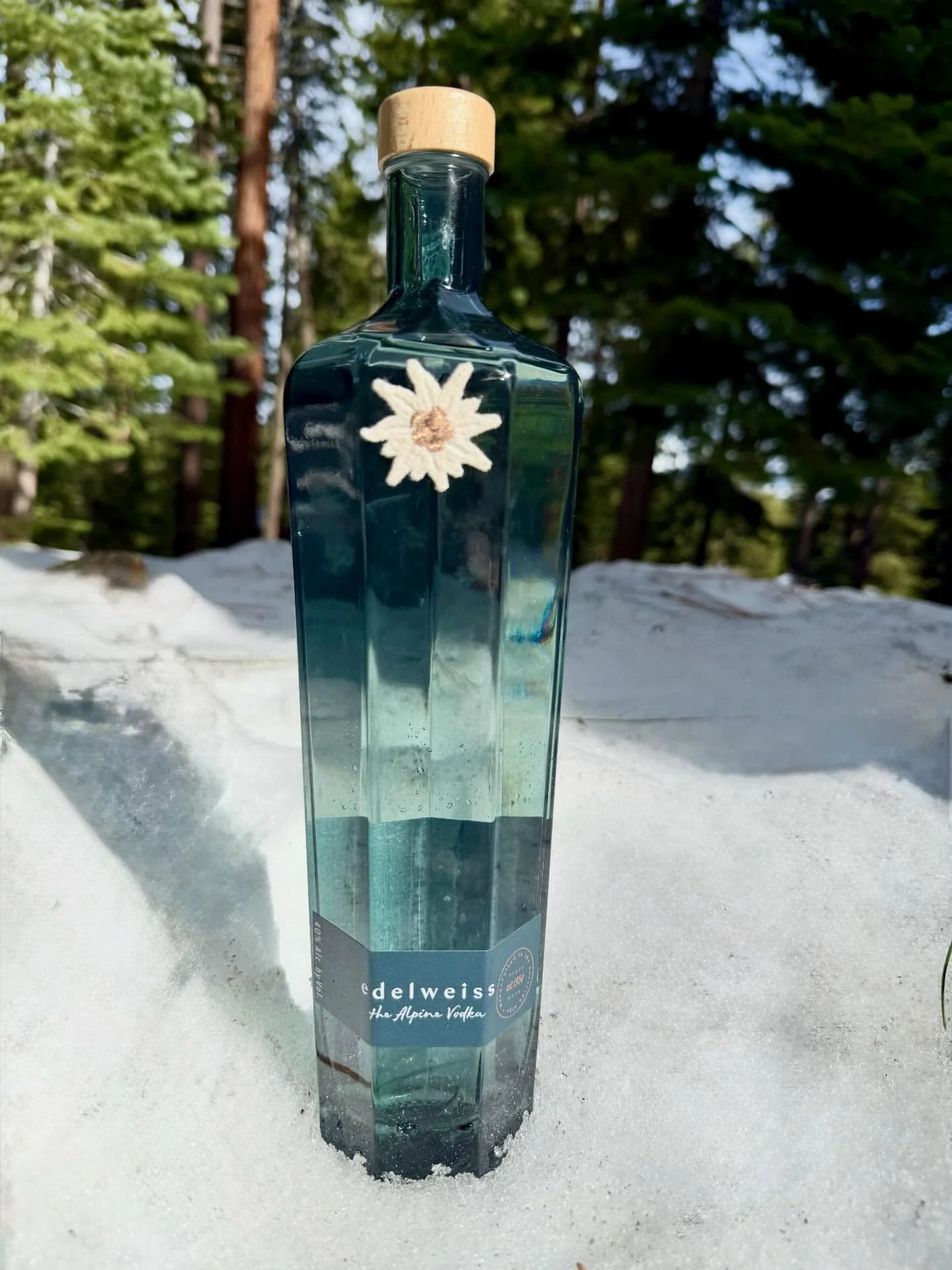 Georgia, say Hallo 👋 to &ldquo;Edelweiss&rdquo; Vodka from Destillerie Freihof 🇦🇹 🍸 

The history of Destillerie Freihof begins 1885. It was originally established as a gasthaus, a traditional Alpine inn and restaurant by Gebhard H&auml;mmerle. G