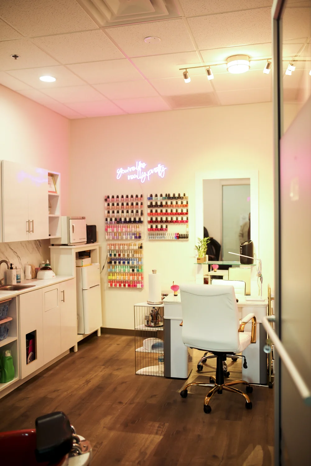 TOTAL SALON Studios - Jacksonville
