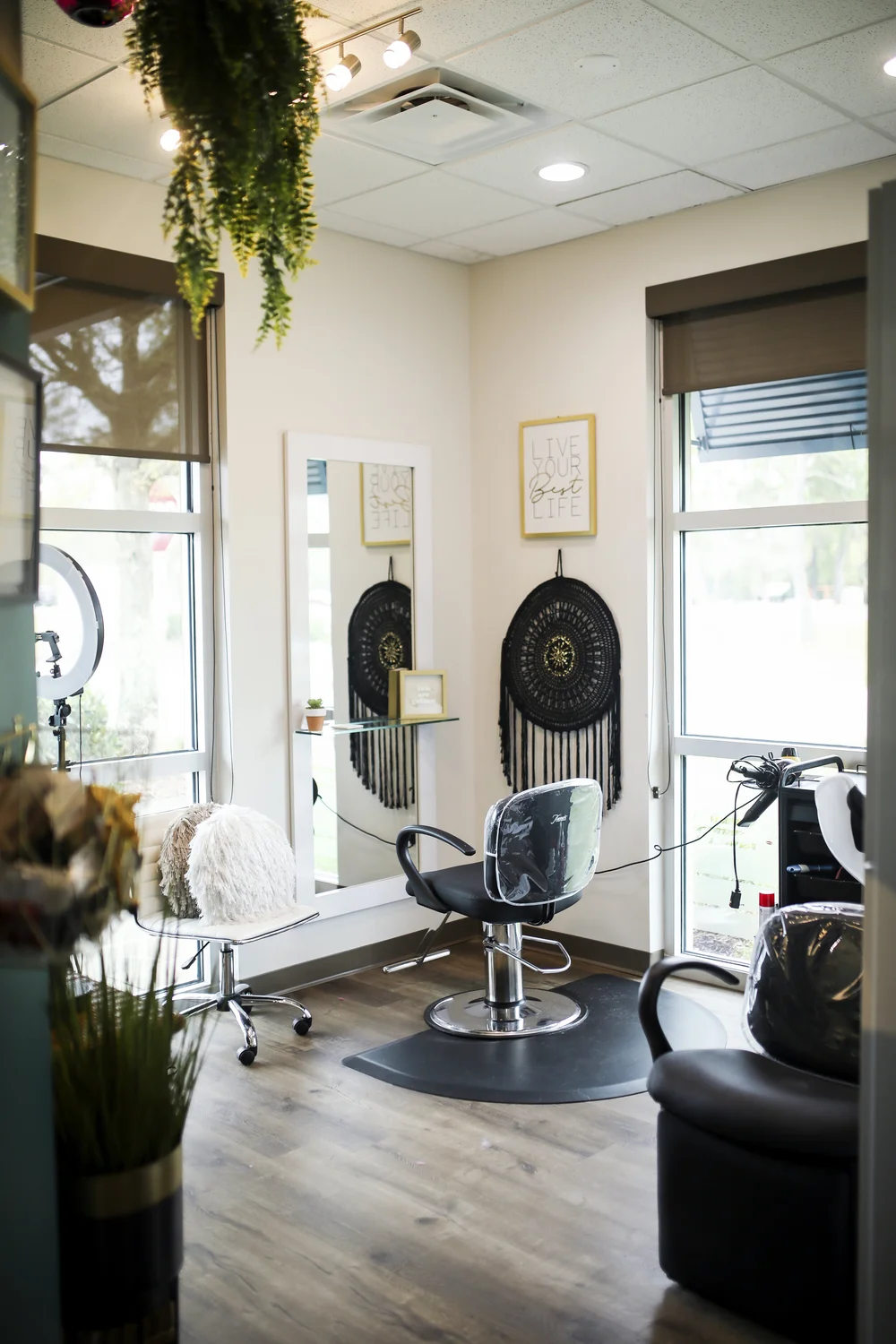 TOTAL SALON Studios - Neptune Beach