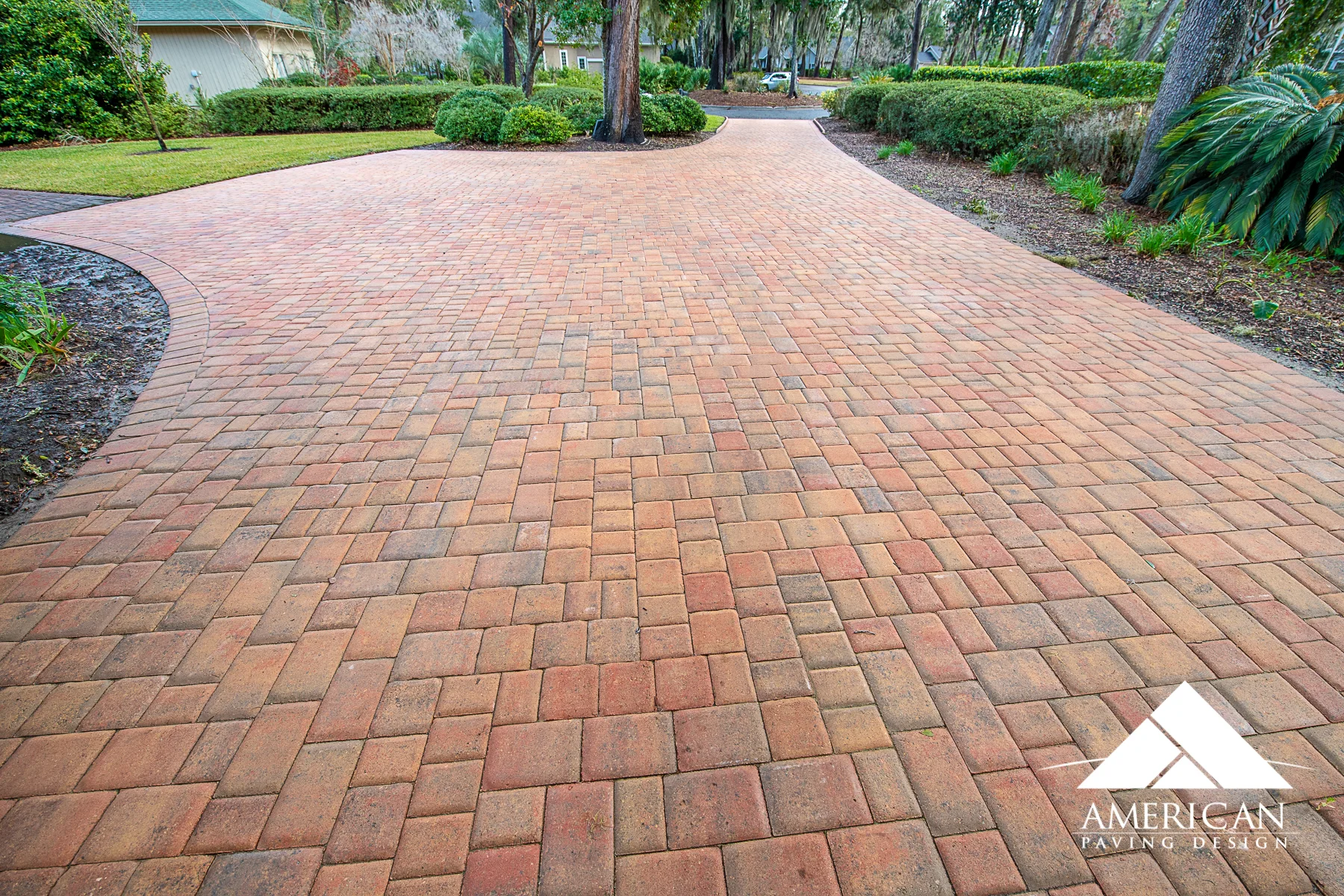At American Paving Design , we can efficiently handle all your driveway paving projects to give your home the upgrade it needs. You can take a look at our idea gallery and contact us to find out more about American Paving Design