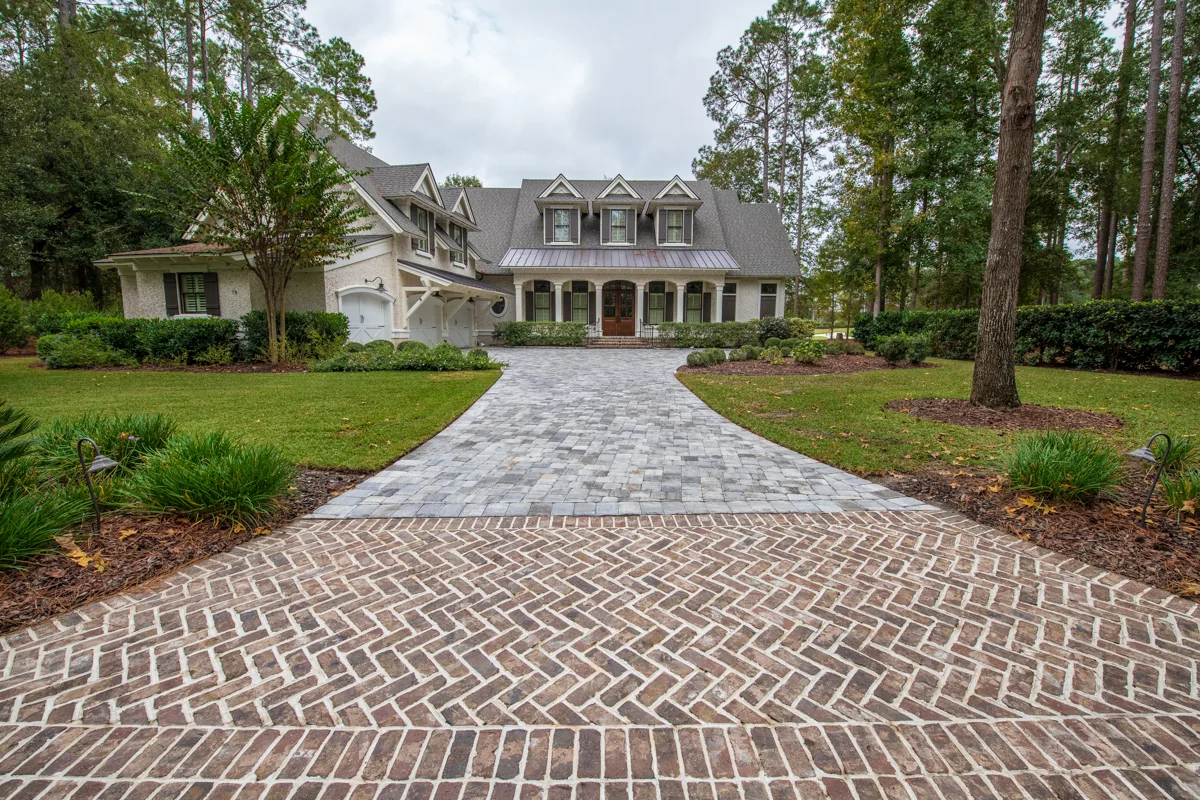 Adding old Savannah grey brick with concrete brick pavers is a great way to combine both traditional and modern tastes to any Hardscape project.