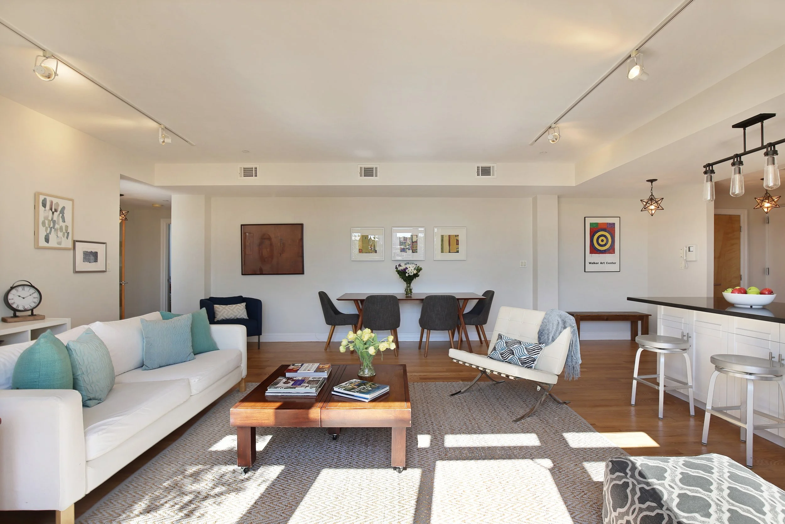 04_630WashingtonAve_Unit6C_93_LivingRoomDiningRoom_HiRes.jpg