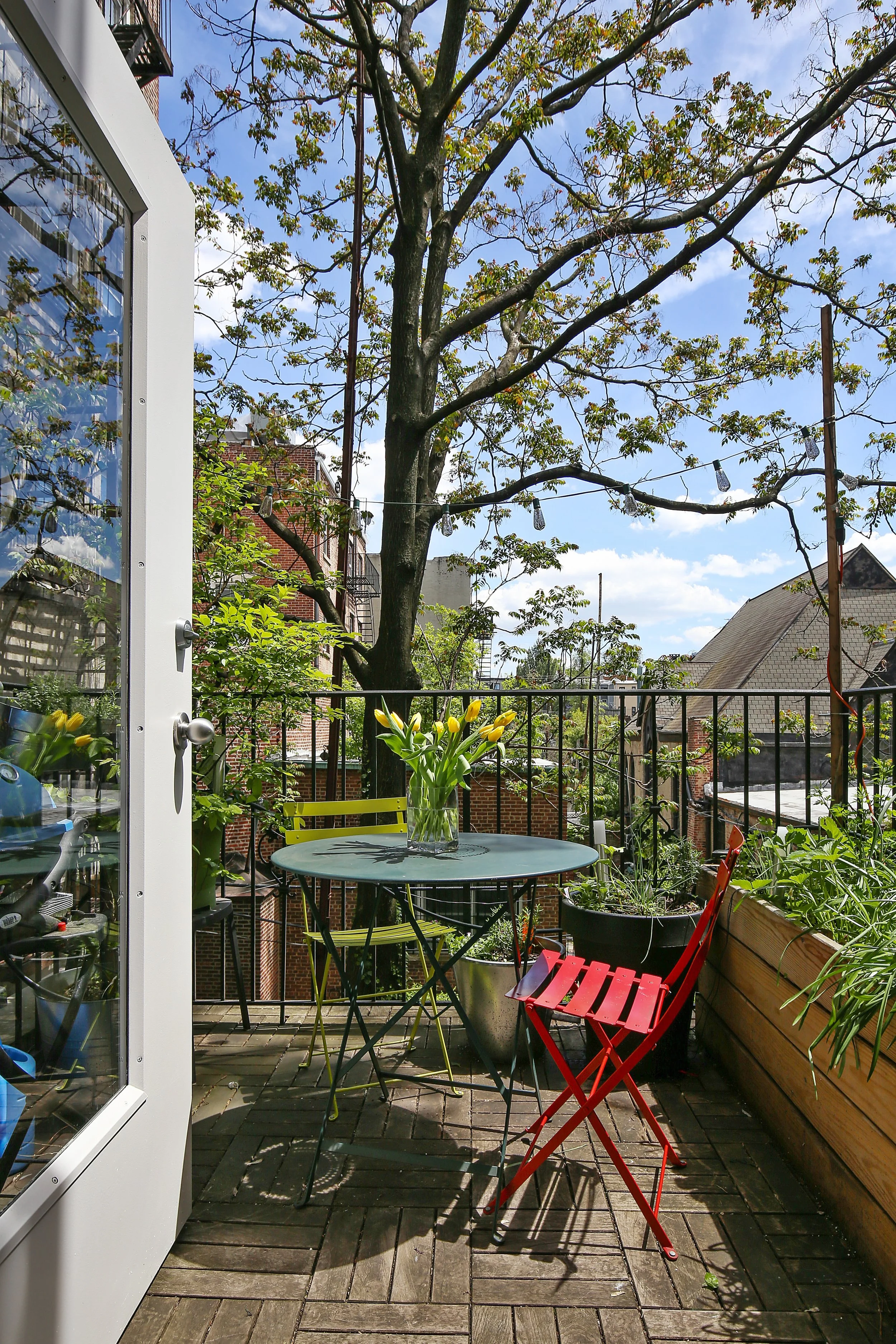 8_417ClintonStreet_3_66_Deck_HiRes.jpg