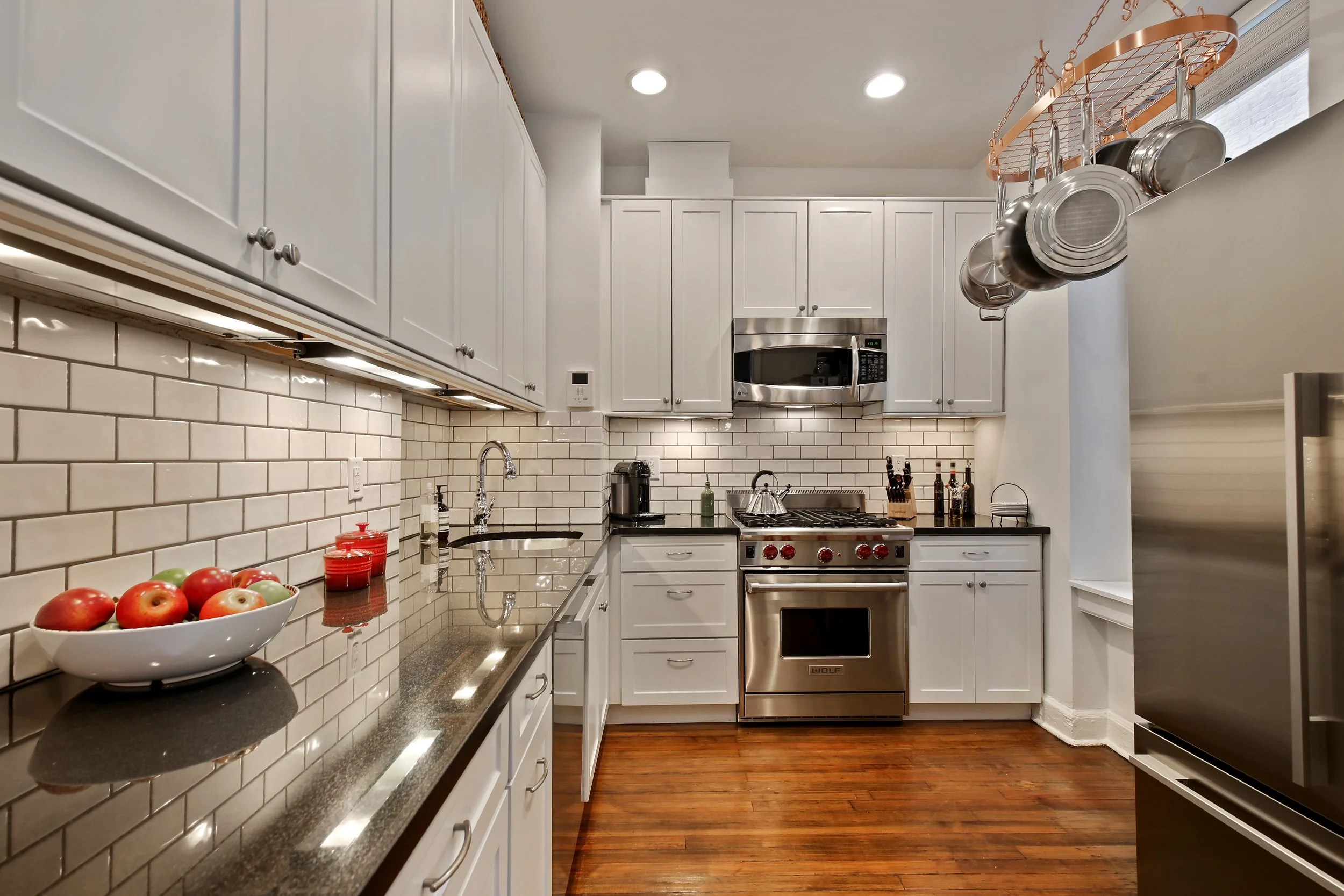 3_38LivingstonStreet_21_5_Kitchen_HiRes.jpg