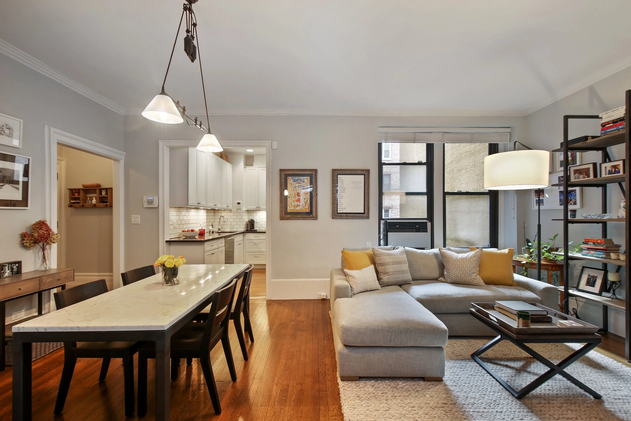 2_38LivingstonStreet_21_93_LivingRoomDiningRoom_HiRes.jpg