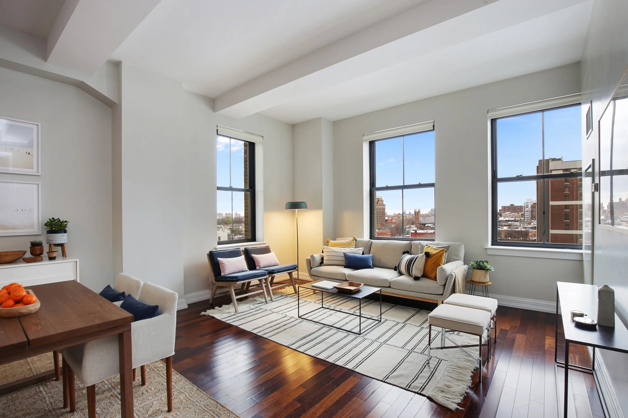 01_1HansonPl_Unit10B_1_LivingRoom_HiRes.jpg