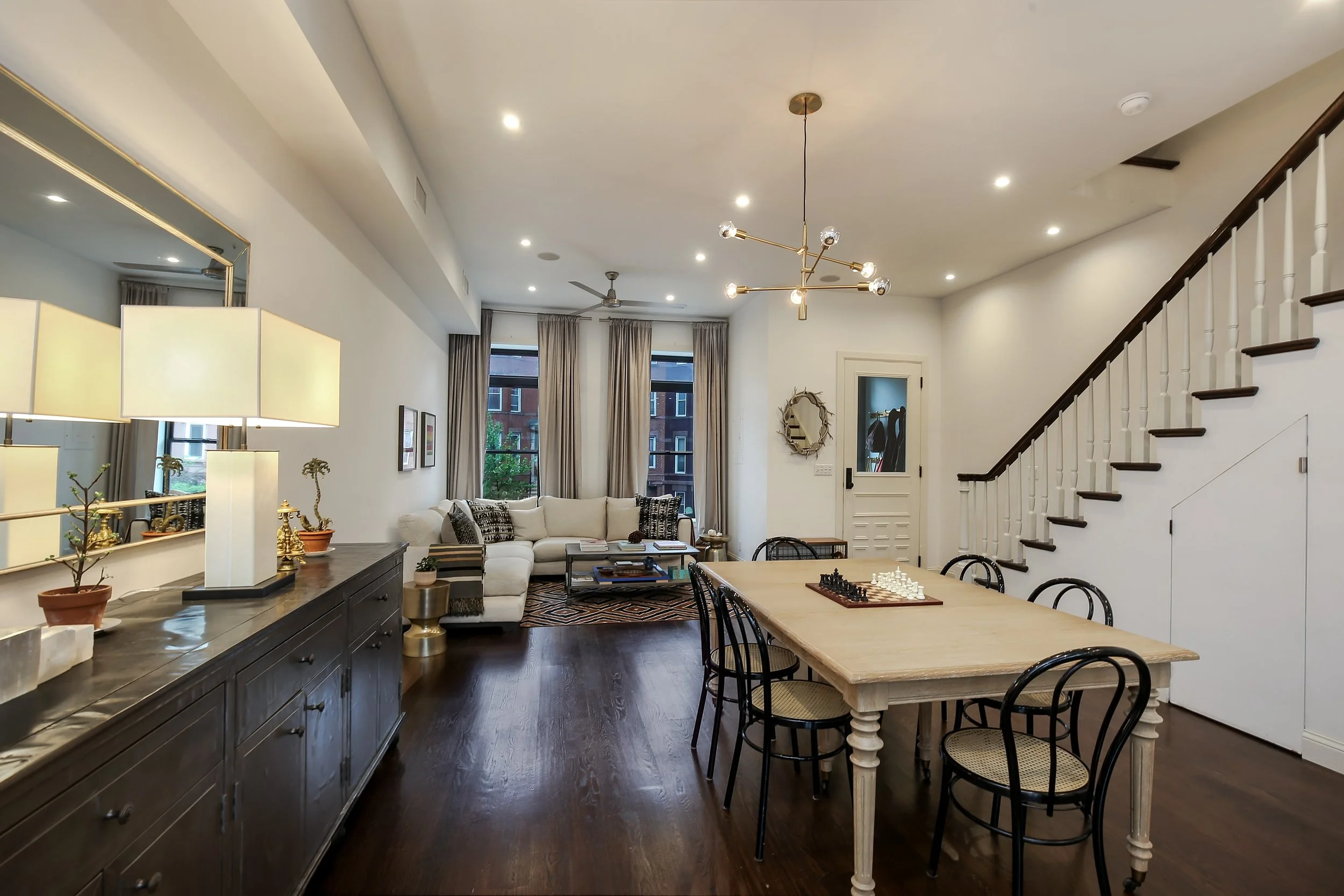03_188VanBurenStreet_null_93_LivingRoomDiningRoom_HiRes.jpg