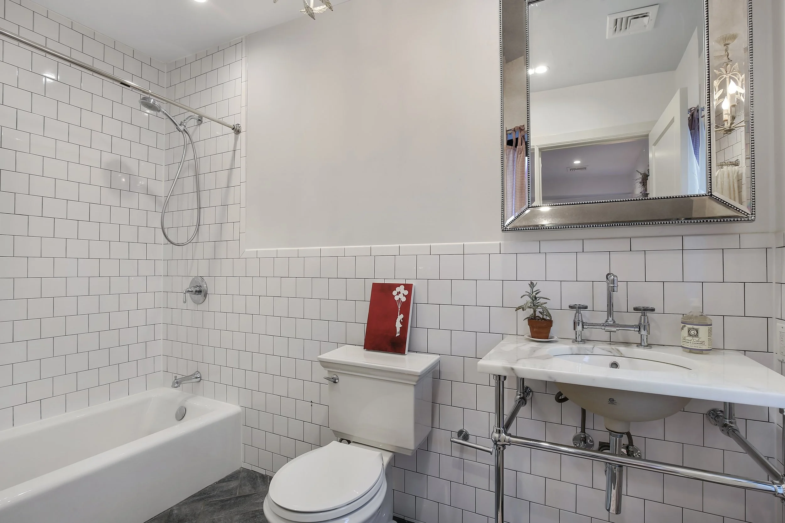 12_188VanBurenStreet_null_8_Bathroom_HiRes.jpg