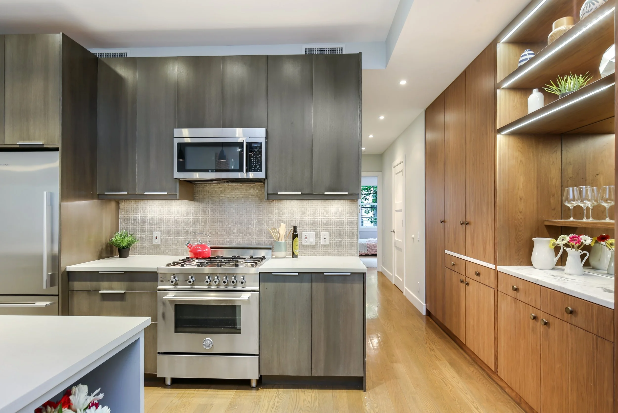 03_33SaintMarksAvenue_1_5_Kitchen_HiRes.jpg