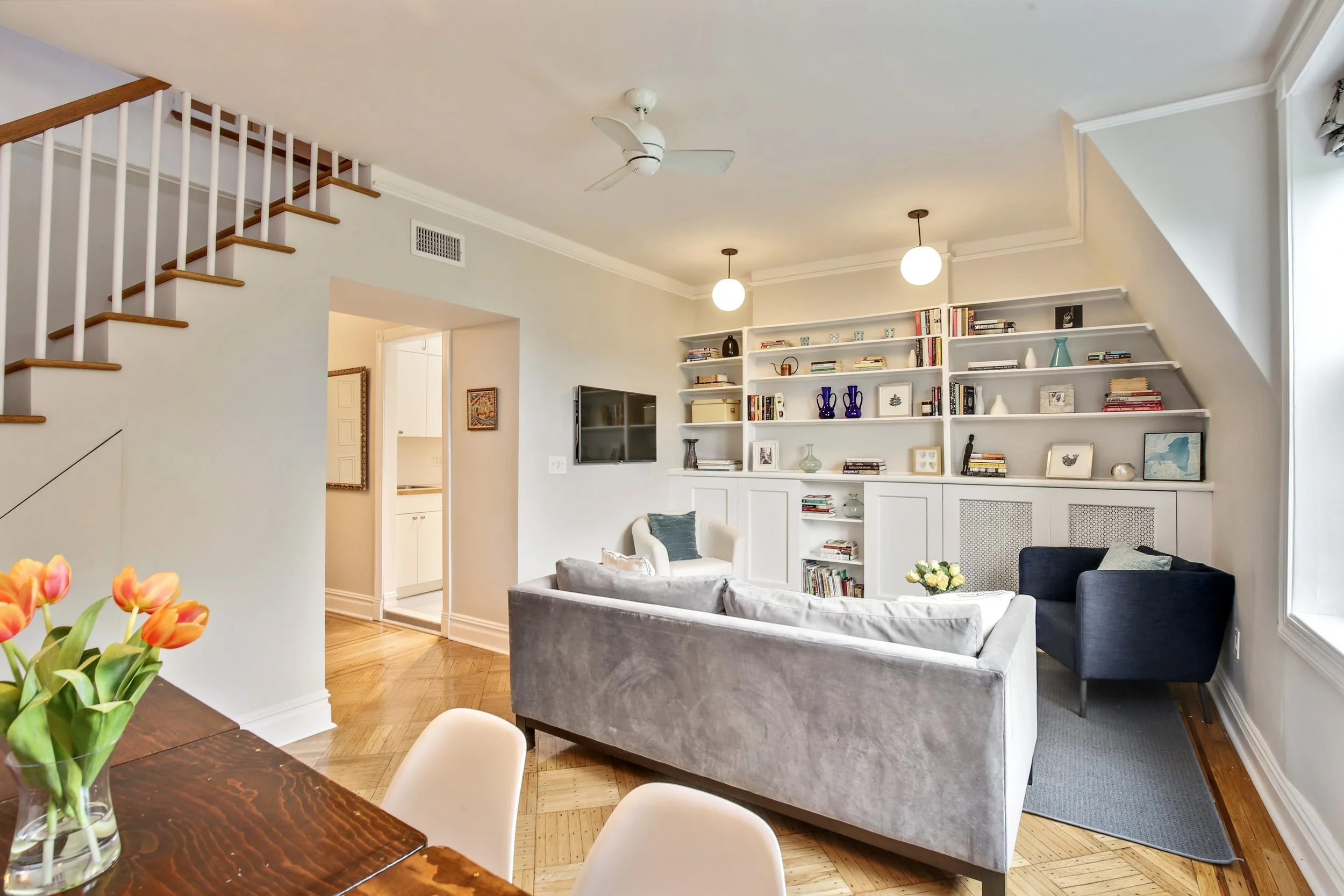 01_905UnionStreet_4_93_LivingRoomDiningRoom_HiRes.jpg