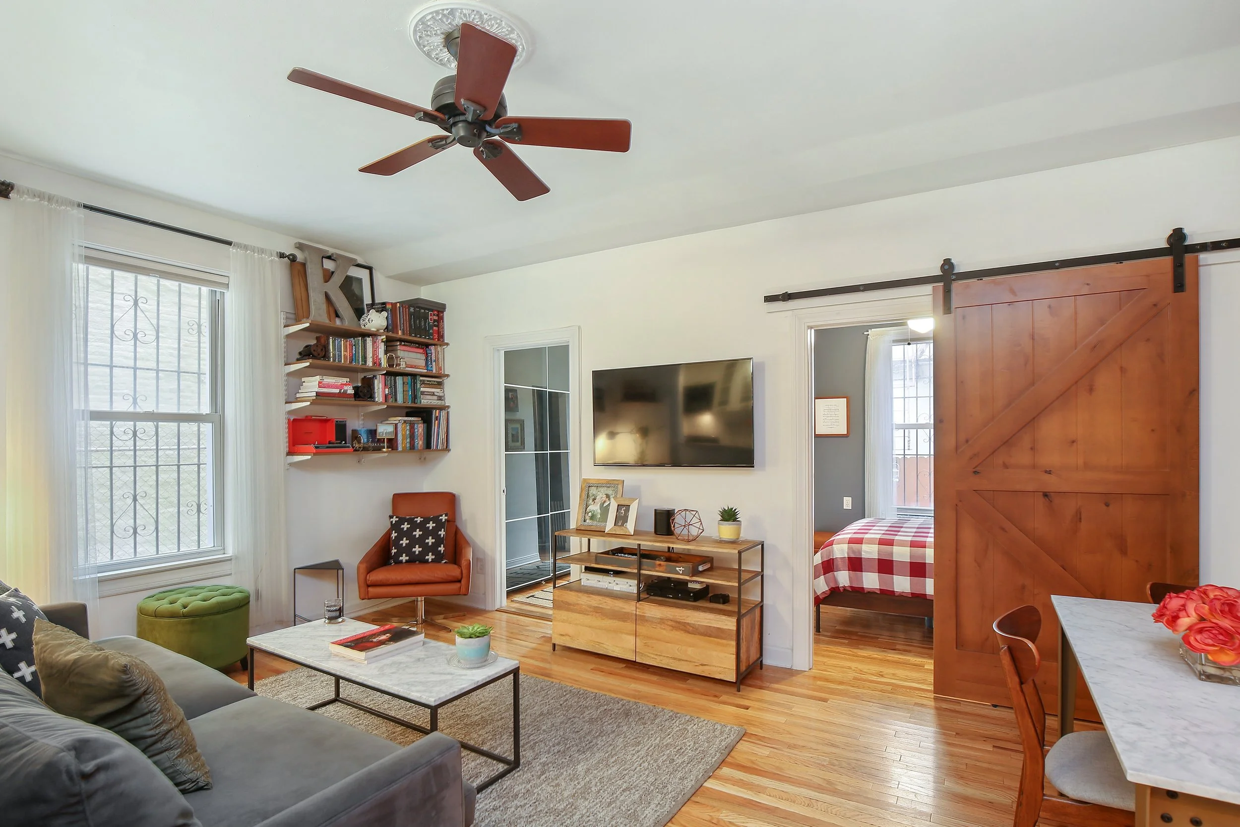 02_41115thStreet_D_1_LivingRoom_HiRes.jpg