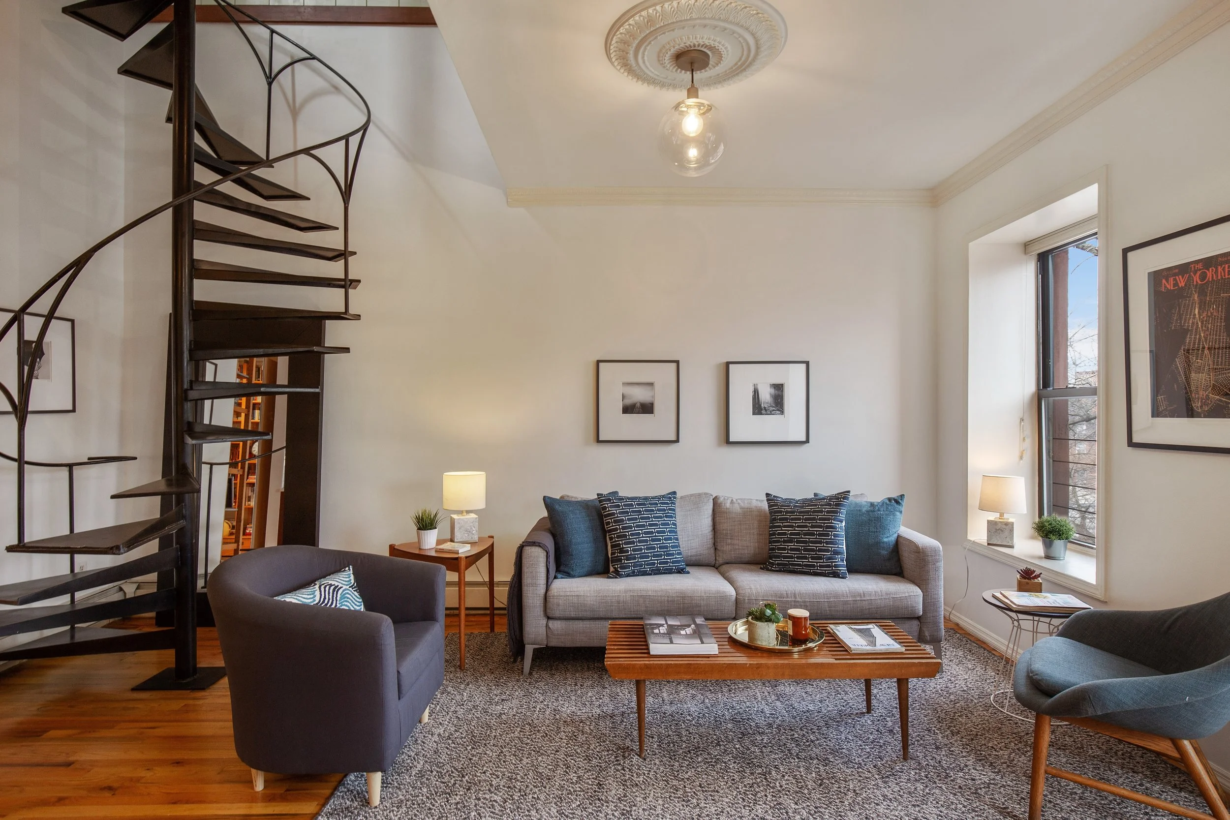 03_474WaverlyAvenue_3_165_LivingRoom_HiRes.jpg