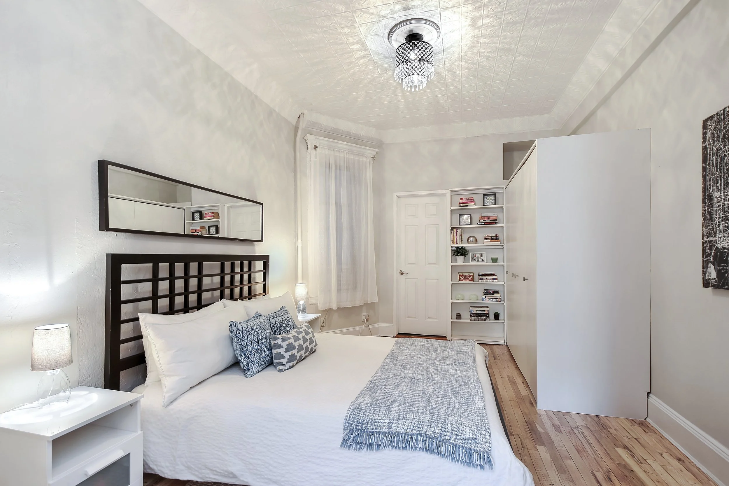 4_675VanderbiltAvenue_1A_18_Bedroom_HiRes.jpg