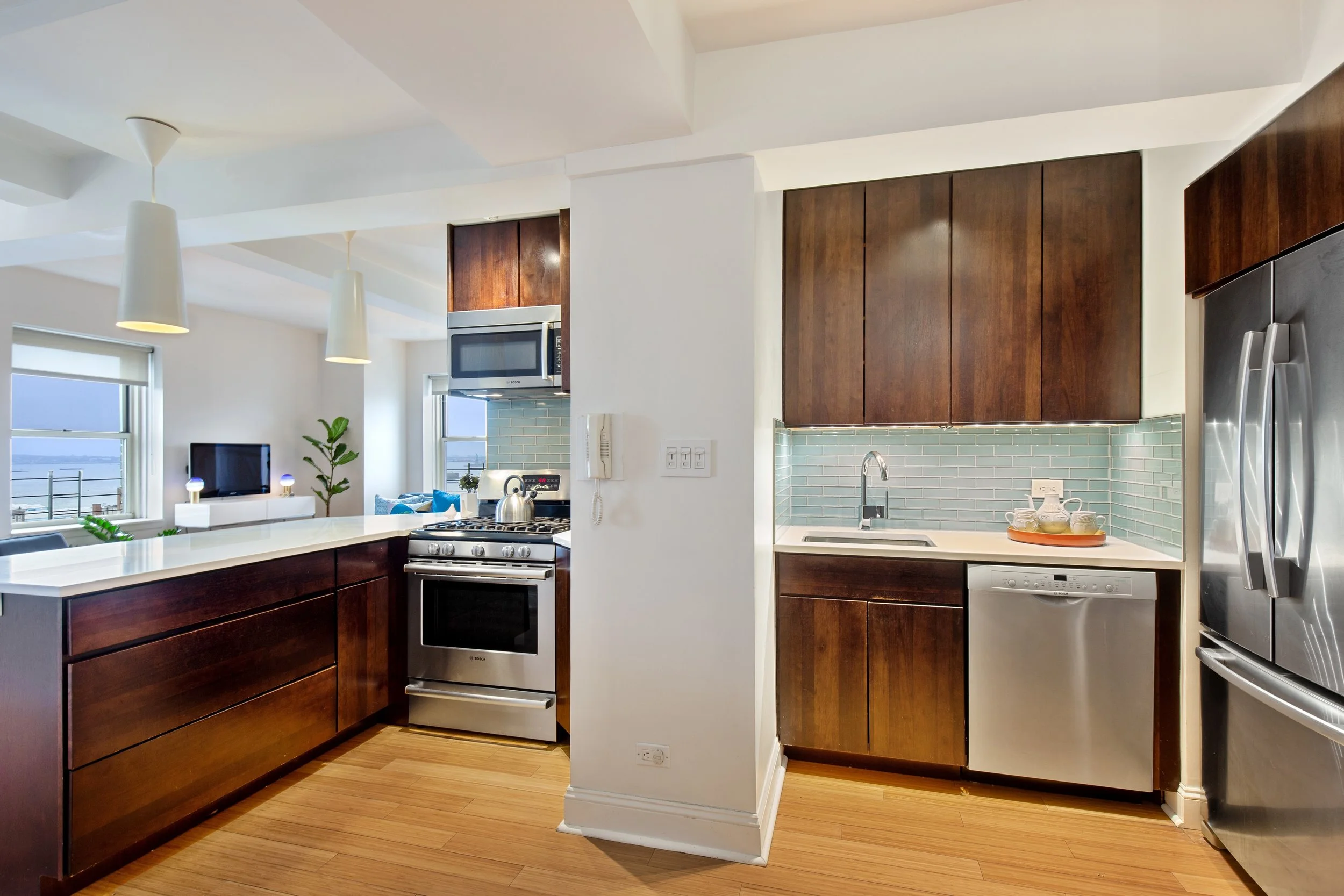 4_111HicksStreet_19B_177001_Kitchen_HiRes.jpg