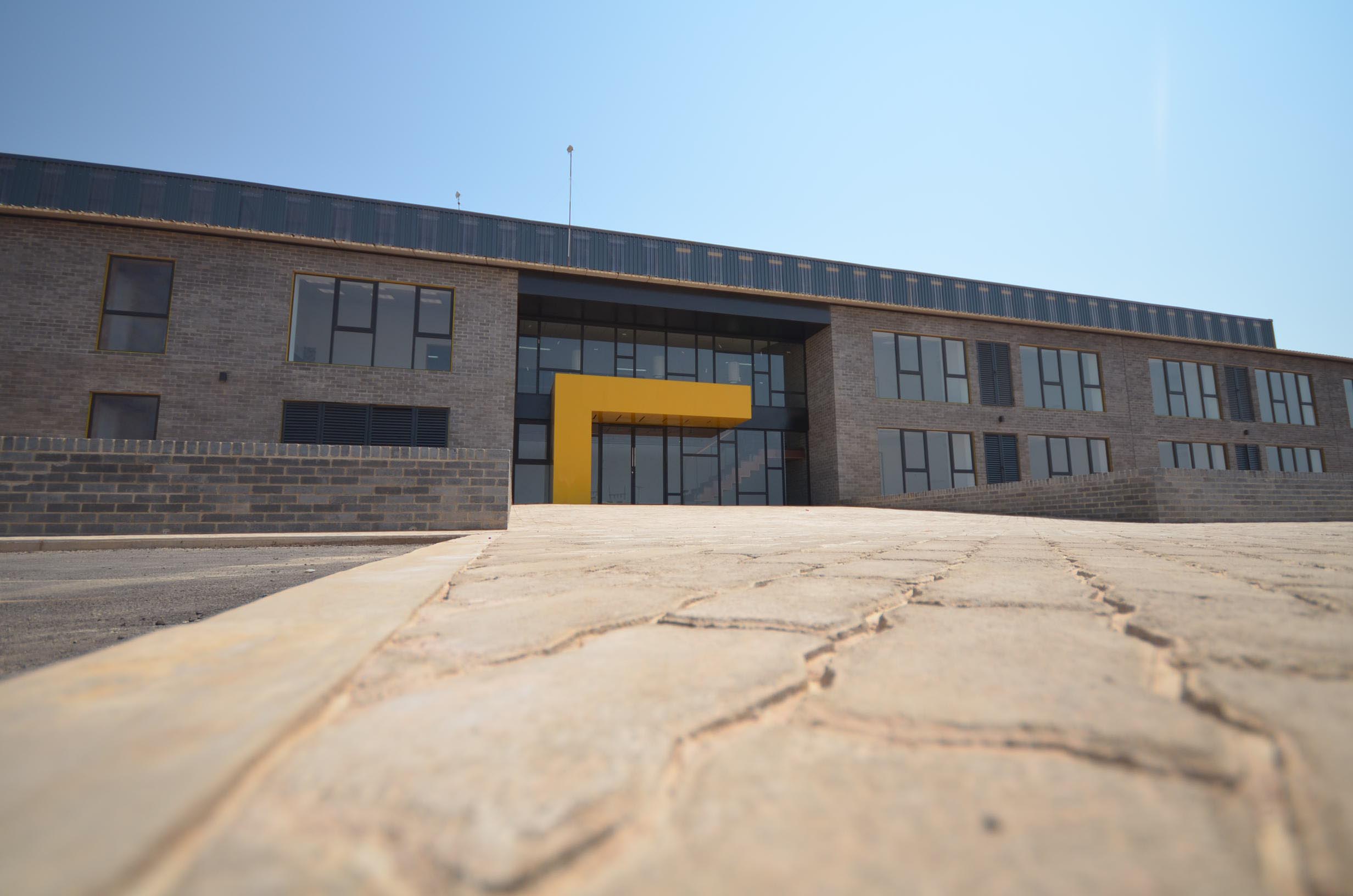 MK_MCK-Truck Depot_Entrance 03 enhanced.jpg