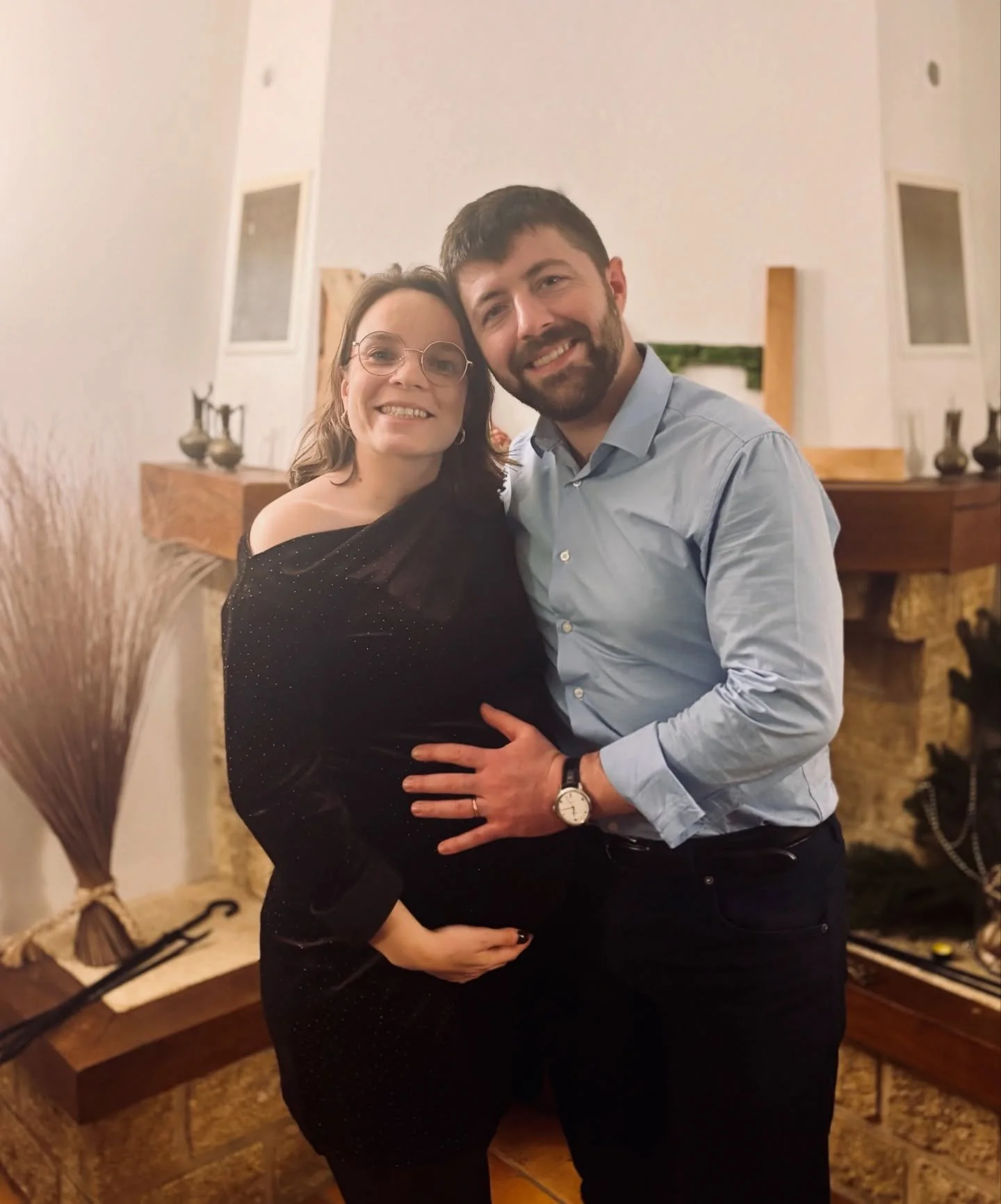 Bonne ann&eacute;e &agrave; tout le monde 😍

2026 = 👶🏻 pour nous

Et vous ? 

#2026 #couple #couplegoals #loveyou #amourtoujours #pregnant #nouvelan #reveillon #amoureux #parents #conseilsparents #conseilscouple #lovecoach