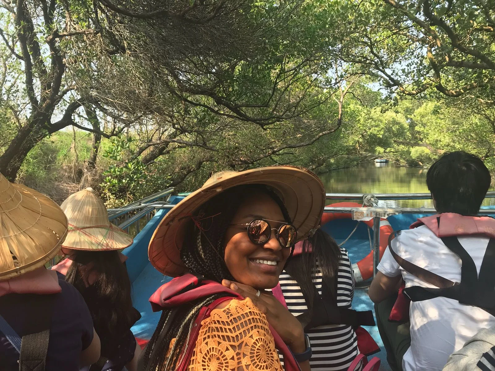 Mangrove Green Tunnel Raft Ride along a mangrove-lined waterway. This was Taijiang National Park and Sicao is the hometown of mangroves, featuring the largest number of mangroves species in Taiwan. The mangroves reserve behind Dazhong Temple has the only water green tunnel in Taiwan
