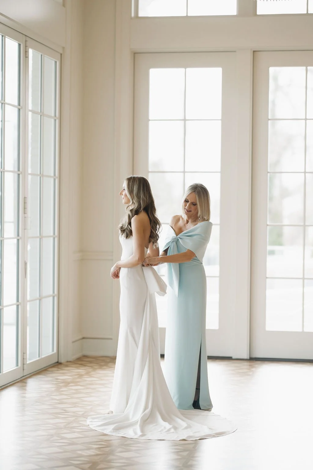 Madeleine_Lawson_Campe_MyersParkWedding_Detials_GettingReadyHer35_Original.jpeg