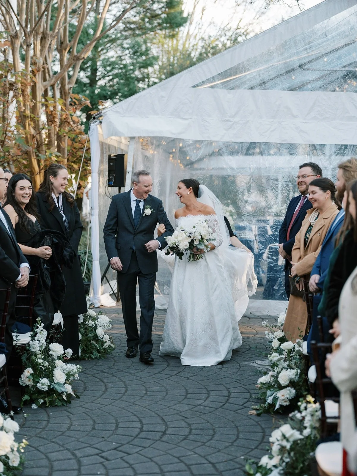 Obsessed with these photos that so perfectly capture Anna and her dad! Sweet little moments (that don&rsquo;t feel so little!!) like these are one of the many reasons why we love what we do! 

#wedding #2026bride #weddingplanner #weddingvendor #charl