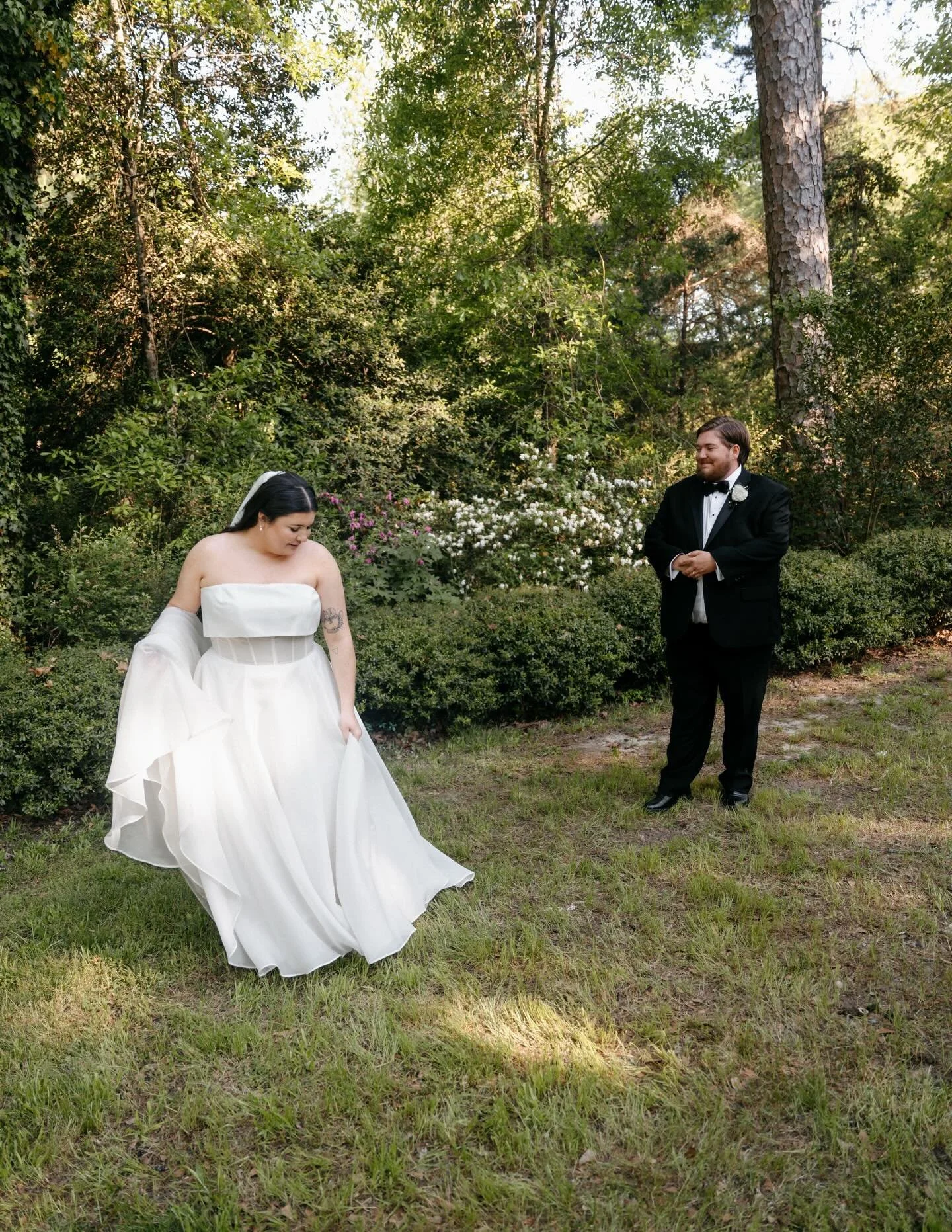 Still dreaming about 4.11.26 🤍 
🤍
🤍
🤍
🤍
 @william_avery_photography 
@theivyplace 
@calistottartistry 
@florabellanc 
@anne_patterson  @always_retrieving