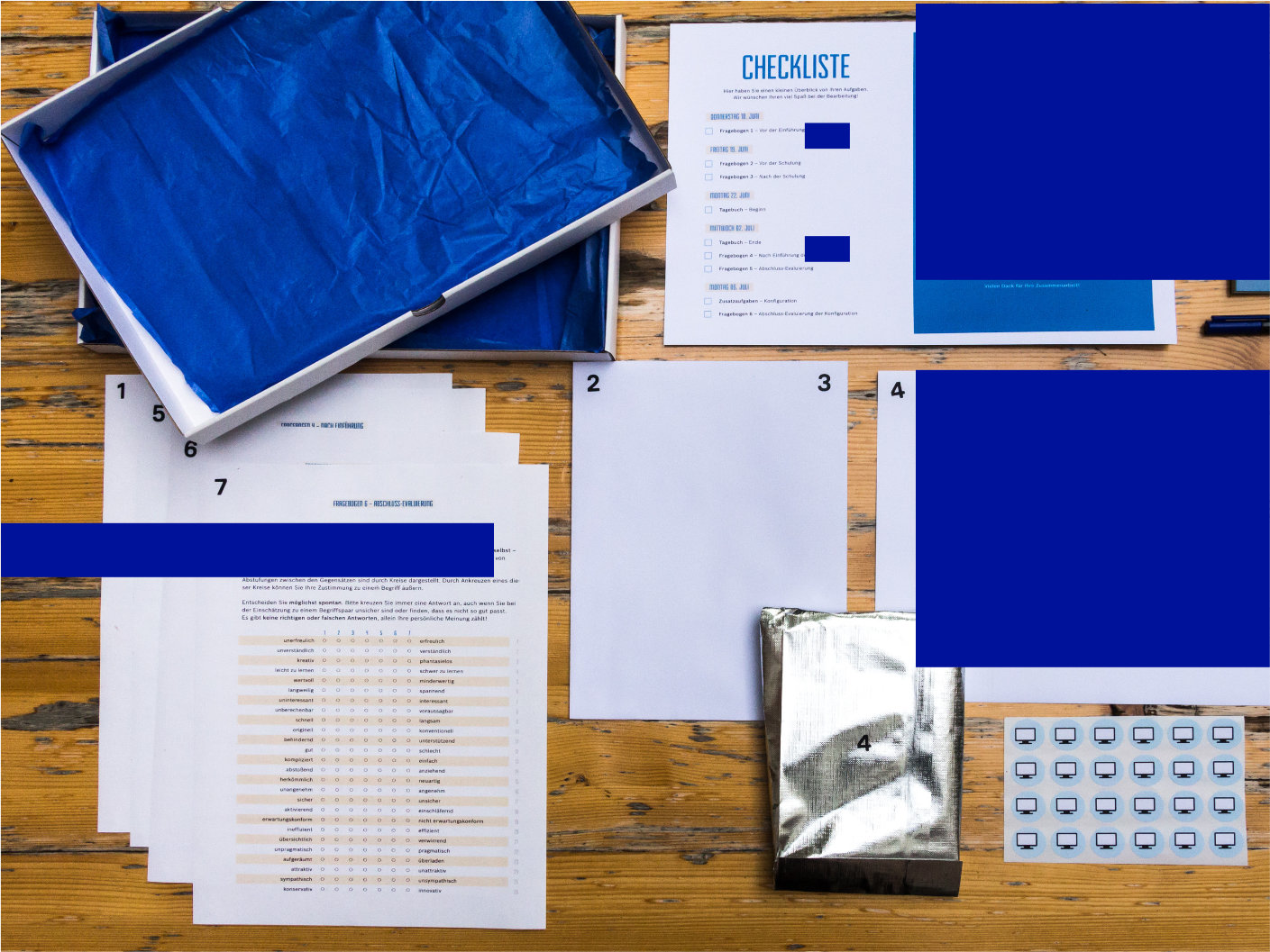 Example of an observation kit that was distributed to staff members to help them to evaluate their daily activities and the usability of certain IT tools and visualization.