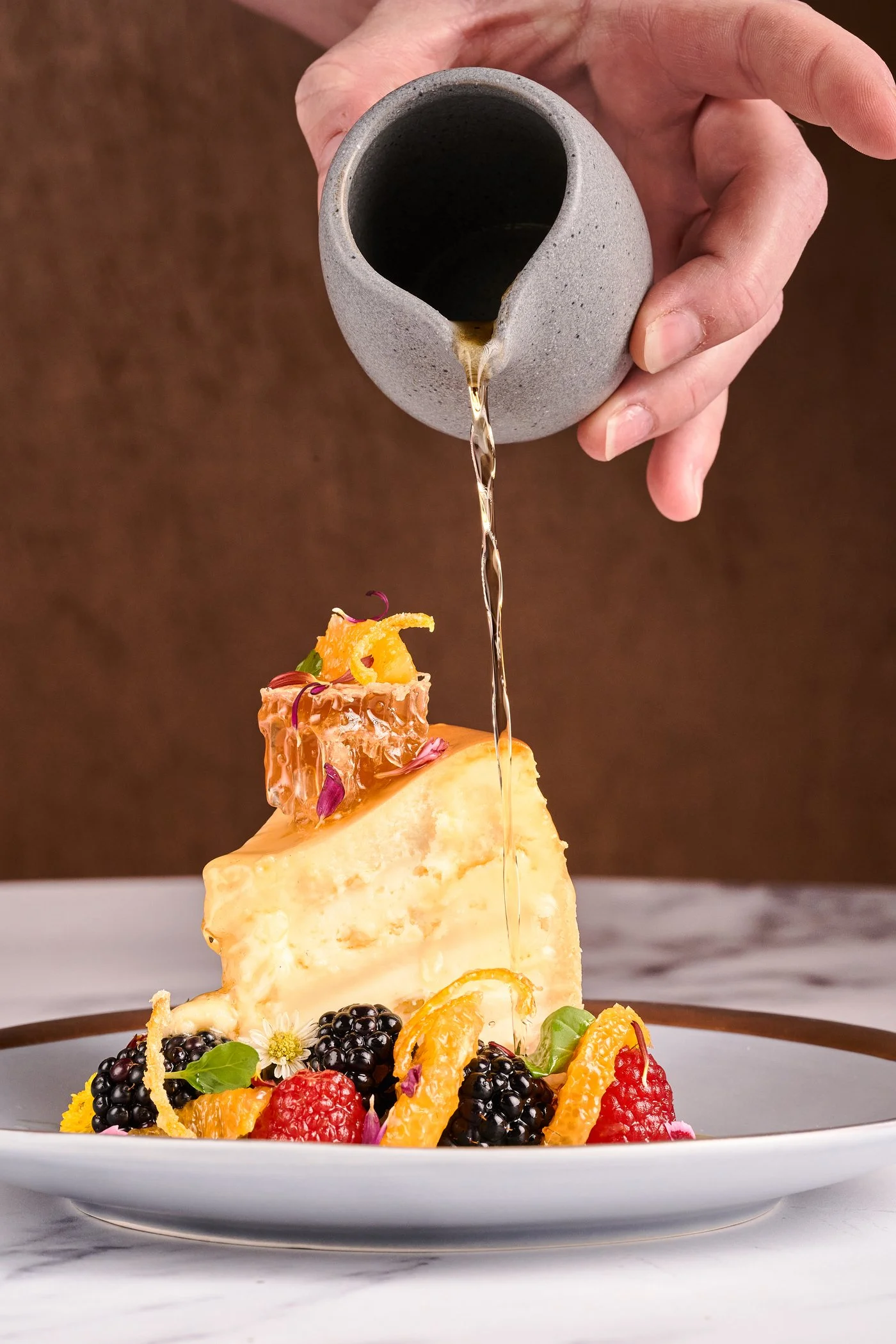 VivaAbejas24---Honey-Vanilla-Cheesecake-12-1400x2100-89ad50e0-bf7d-41f7-9197-0539ed1ff751.jpeg