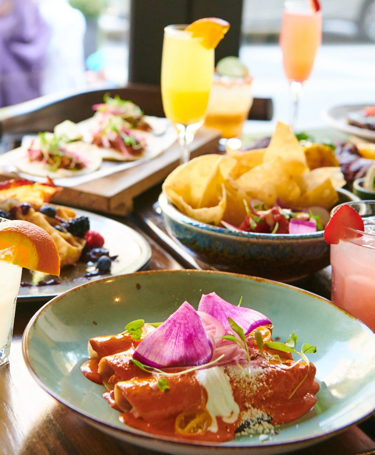 Maya---Brunch-Tablescape-6-1236x1500-6c616857-ce13-476a-9e79-1a24b8d8ef89.jpg