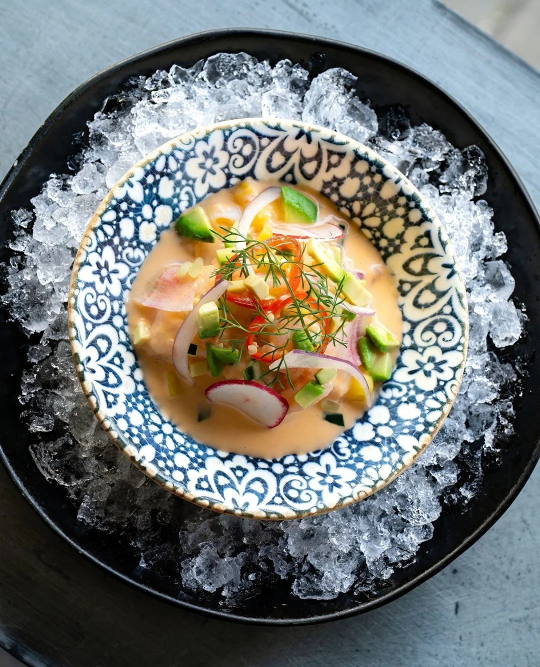 This is how NYC does weekends. Colorful plates, bright vibes, and brunch worth showing up for. 

Meet us here!