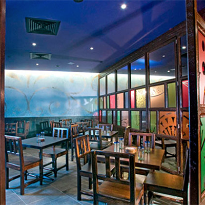 LA LUNA Up to 35 seated | 45 reception A private room ideal for intimate gatherings & private parties