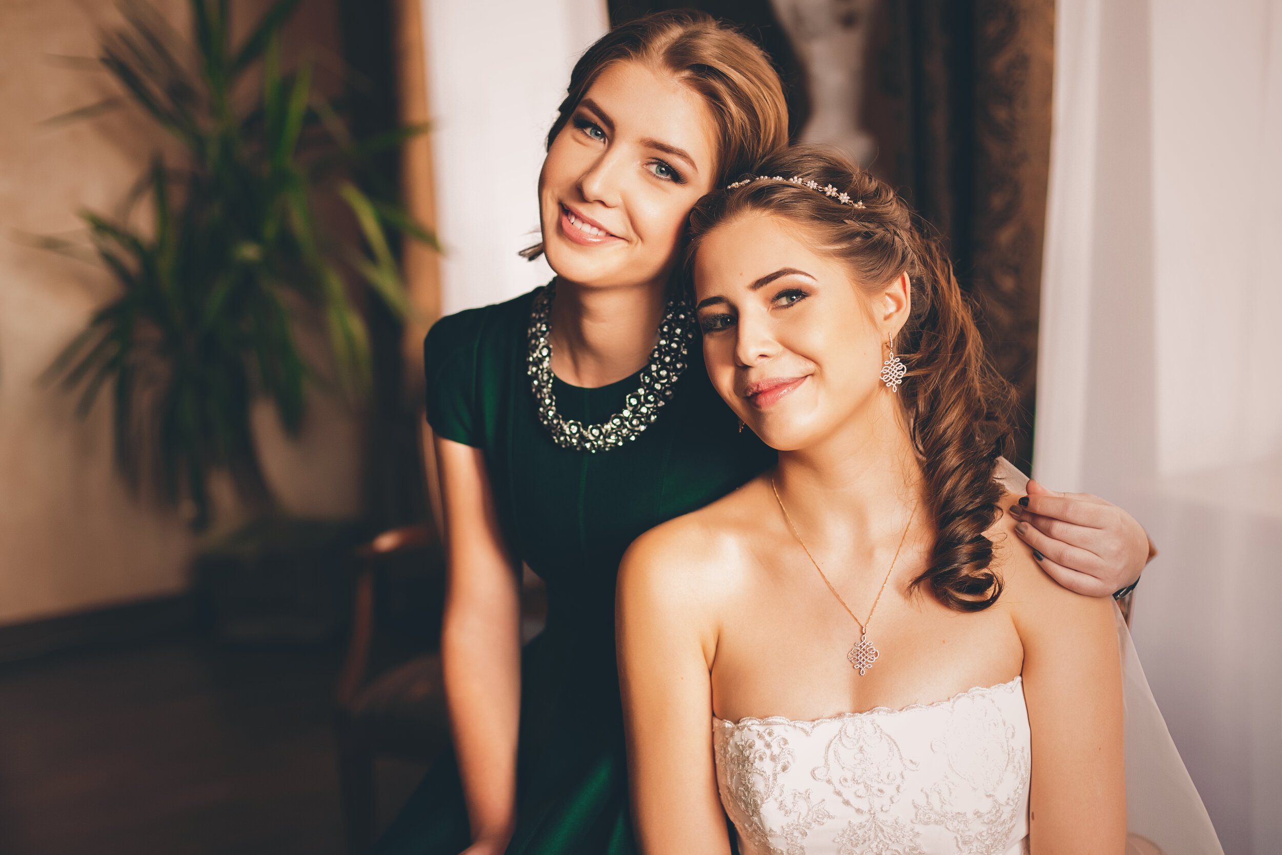 bride with her sister.jpg