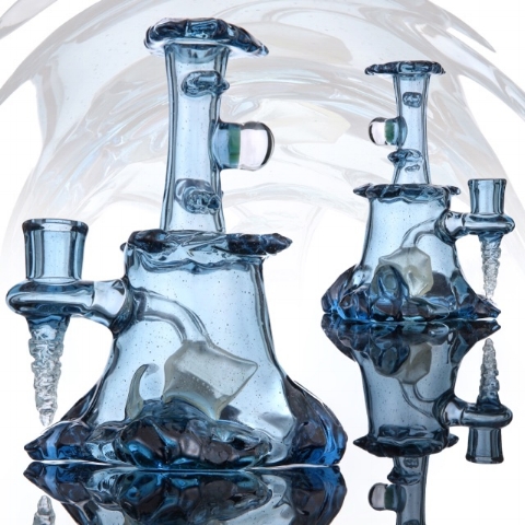 Solo Glaciertech Tube made out of Chaka's Ice with Chaka's Frost Accents and A Frost Crystal Milli. Photo by Jeff Dimarco