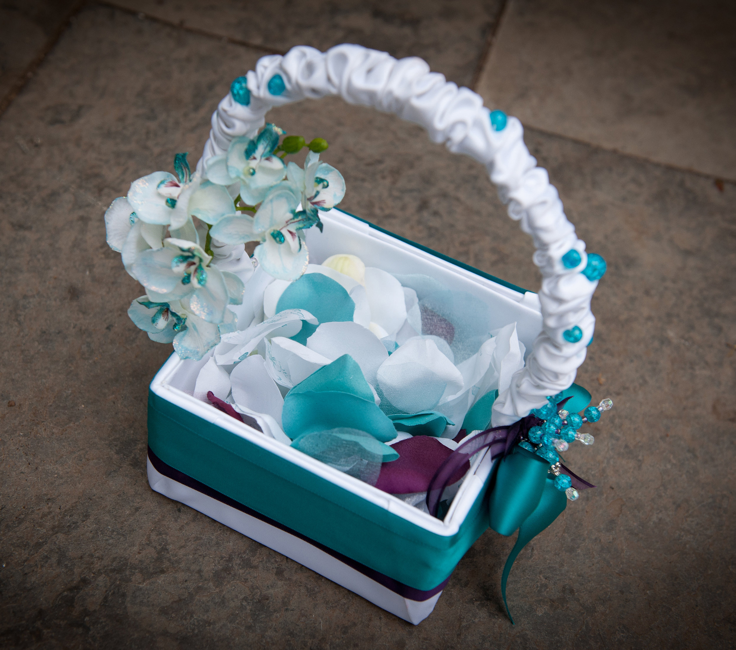 24 Flower Girl Basket.jpg