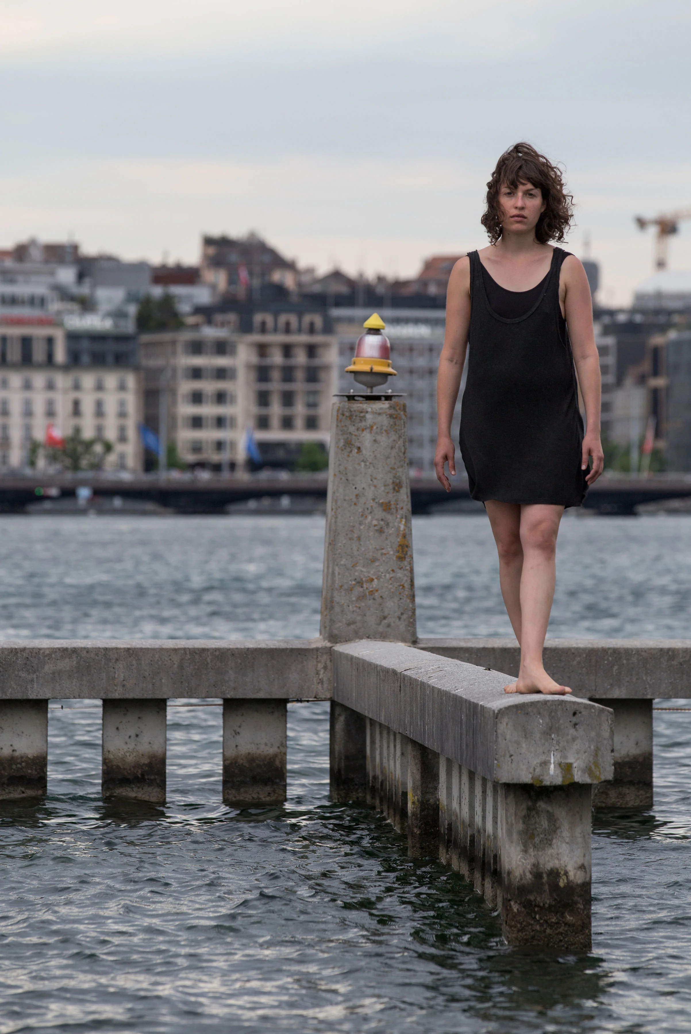 Performance_Risa-Horn_Bains-des-Paquis_IMG_8034_Marie-de-Lutz.jpg