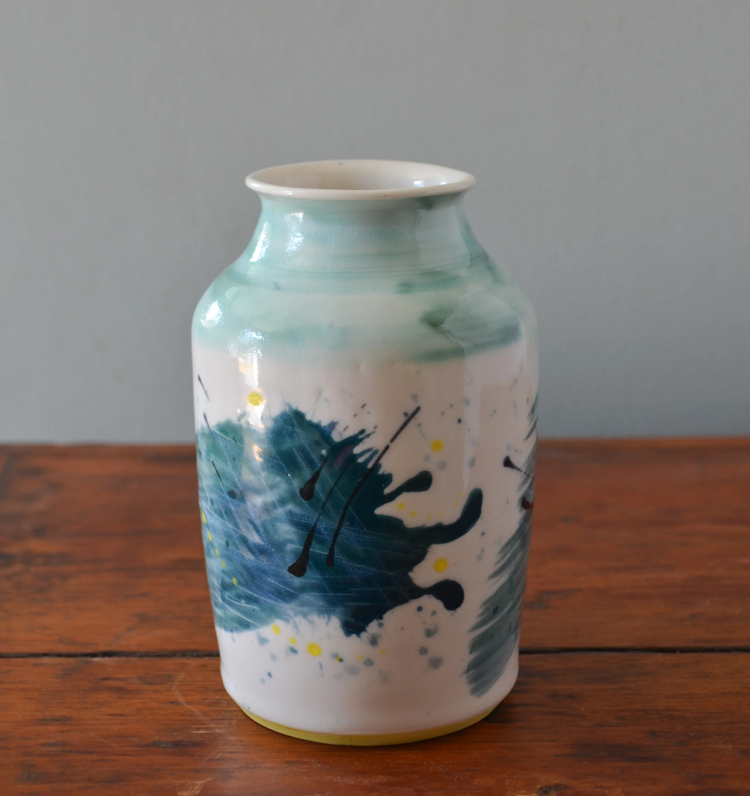 Medium Vase - Sold Out