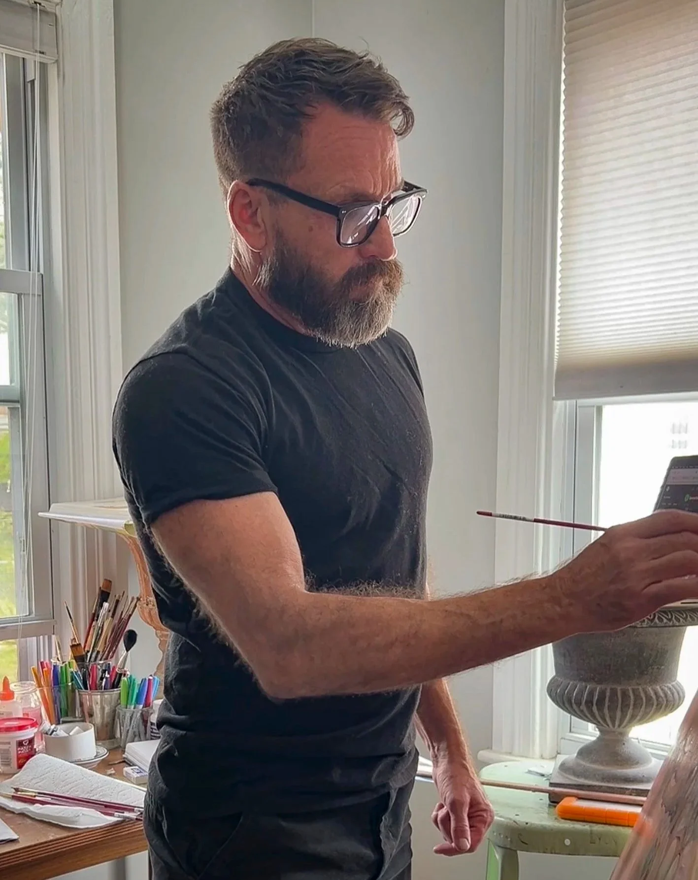 Contemporary painter Danny Keith in his studio - Massachusetts