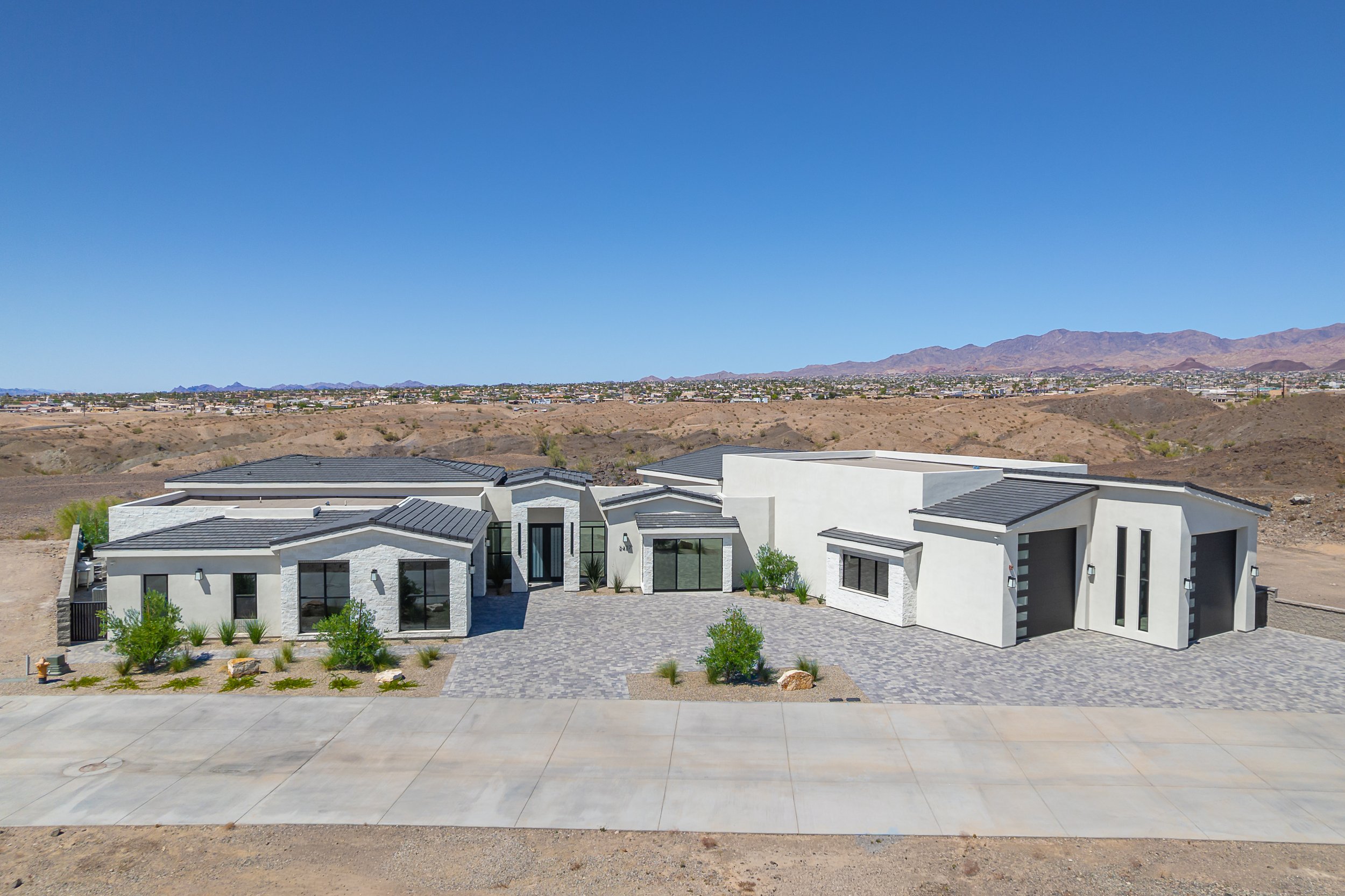 2427 Sunset Ridge-1-2.JPG