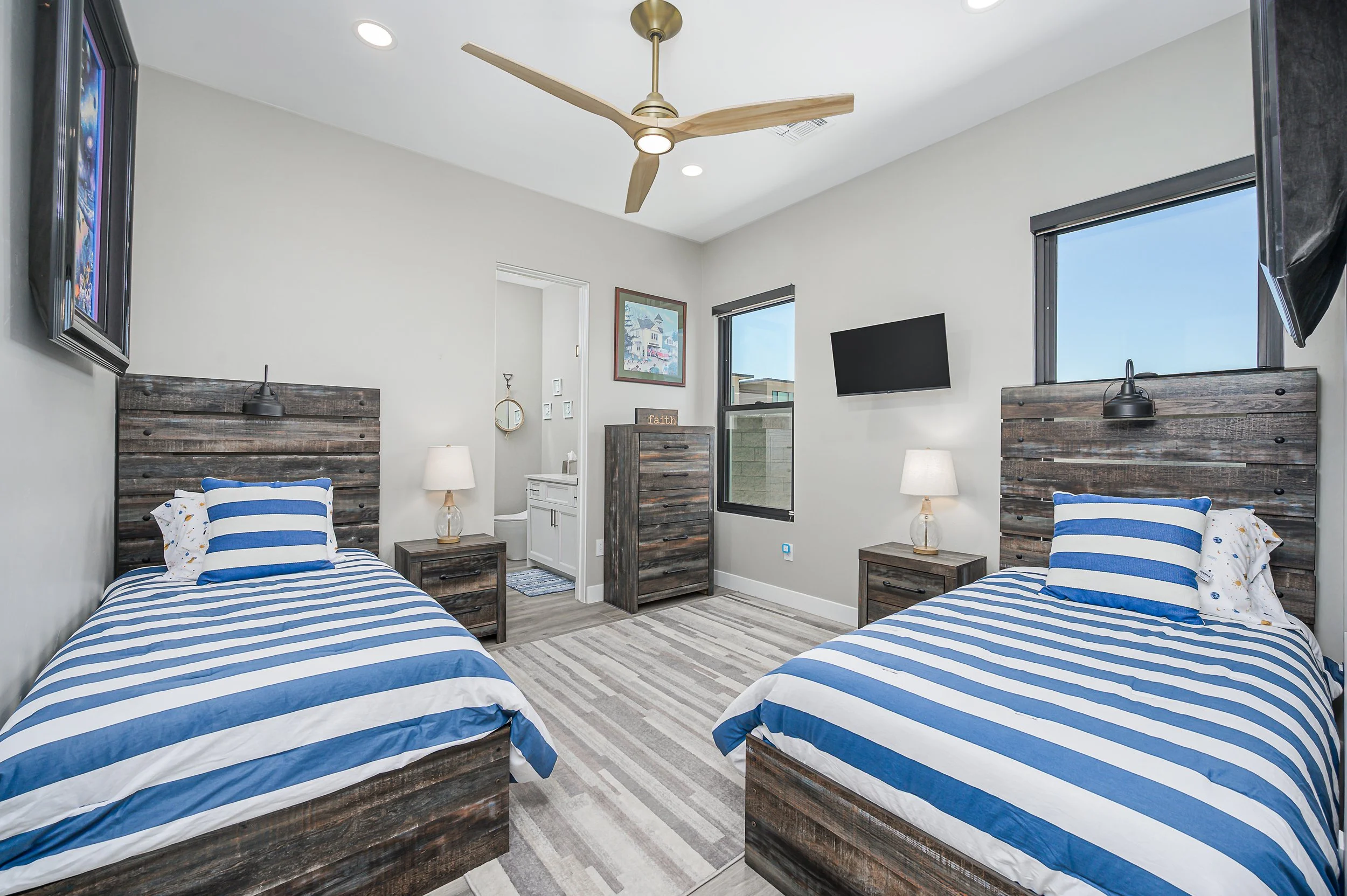 2427 Sunset Ridge-69.JPG