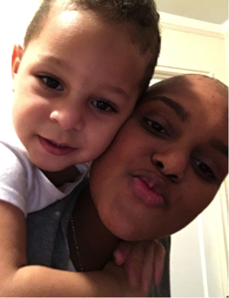 Elvia Reyes with her son when she started chemotherapy. Photo courtesy of Elvia Reyes.