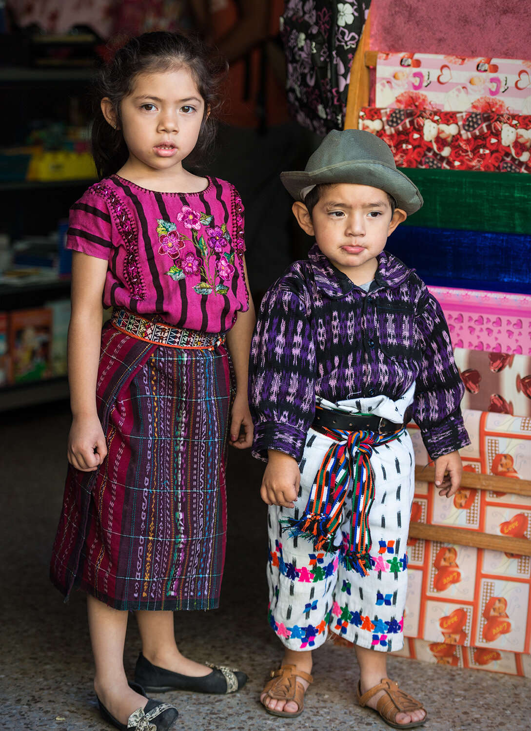 Guatemala-San Pedro la Laguan-Brother & Sister-01.jpg