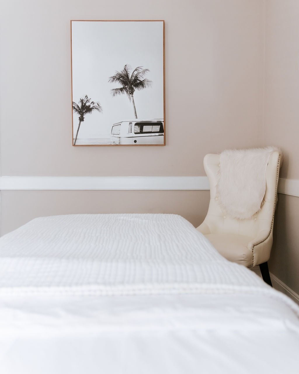 Want fresh skin, a short nap, and to wake up to this dreamy view?  We have some great facial specials for May to help you treat yourself, your skin, and your soul.  Book via our link in bio- we can't wait to see you! .
.
.
.
.
#raleigh #northraleigh 