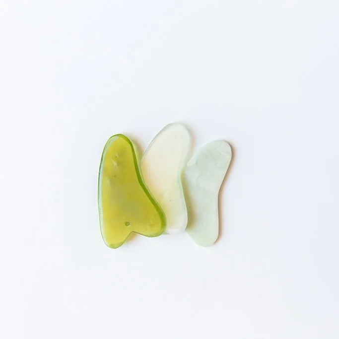 ✨✨ Sculpt. Glow. Drain. Naturally. ✨
Say goodbye to dull skin and hello to a more refreshed, bright face with our Lymphatic Drainage Facial 💆🏽‍♀️💧
✅ Reduces inflammation
✅ Boosts circulation & glow
✅ Soothes jaw tension
✅ Naturally sculp