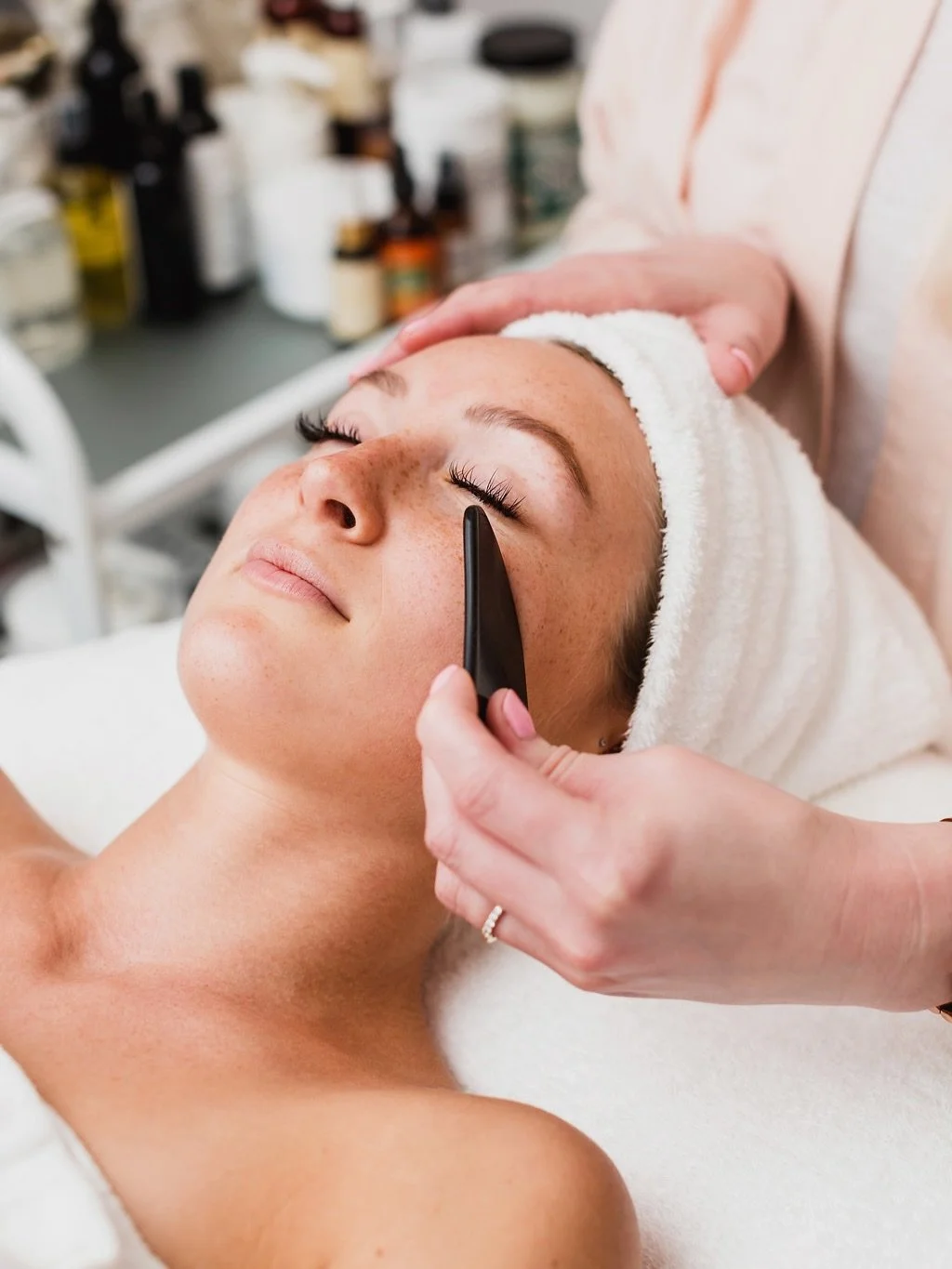 Let&rsquo;s Celebrate Brittany&rsquo;s Birthday week with her Favorite Facial combo. This special is only available until Friday!

Sculpt &amp; Glow + FREE LED Light Therapy -$145 (normally$185) 

This facial takes dull, lifeless, puffy skin, to ligh