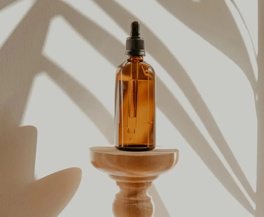Aromatherapyand Essential Oils