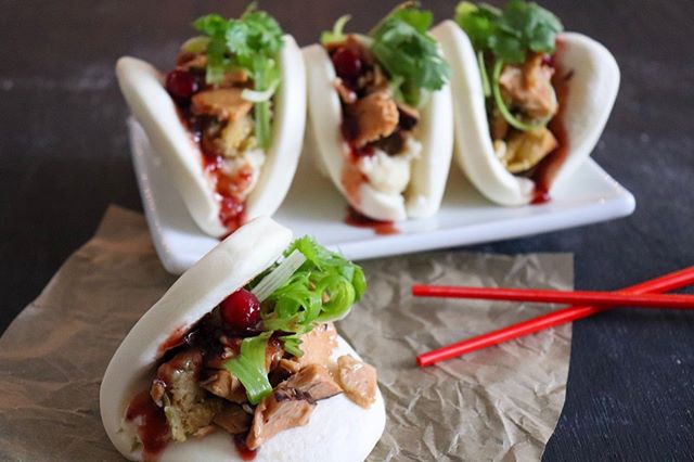 Leftovers!!! Check out these Thanksgiving Leftover Bao Buns I concocted for @americanlifestylemag. ⁠
Mix a little cranberry sauce with hoisin and a little sparkling apple cider for a really tasty dip. +turkey +gravy +stuffing +mashed potatoes...Glori
